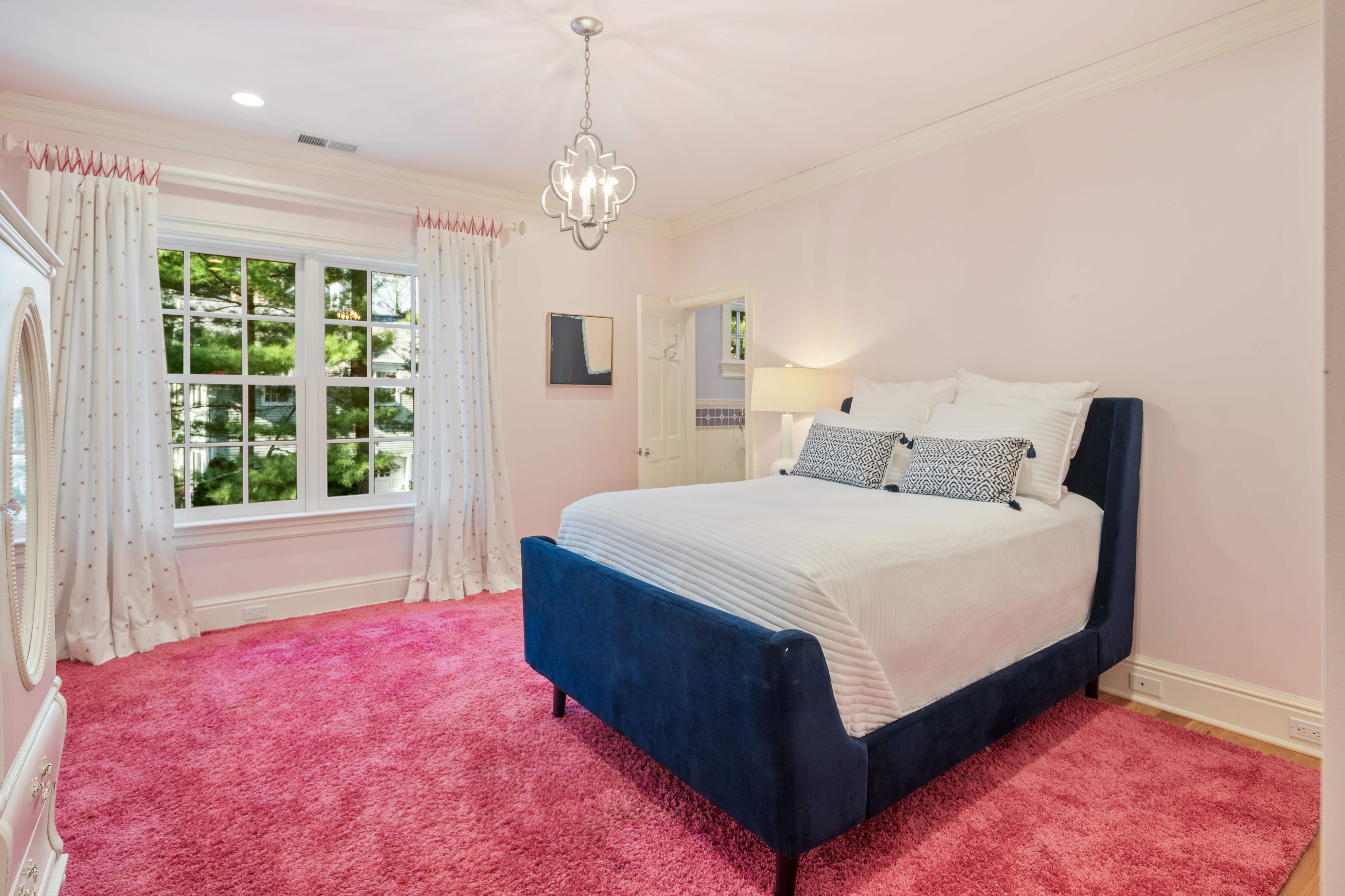  140 Stoneleigh Road - 物件實景