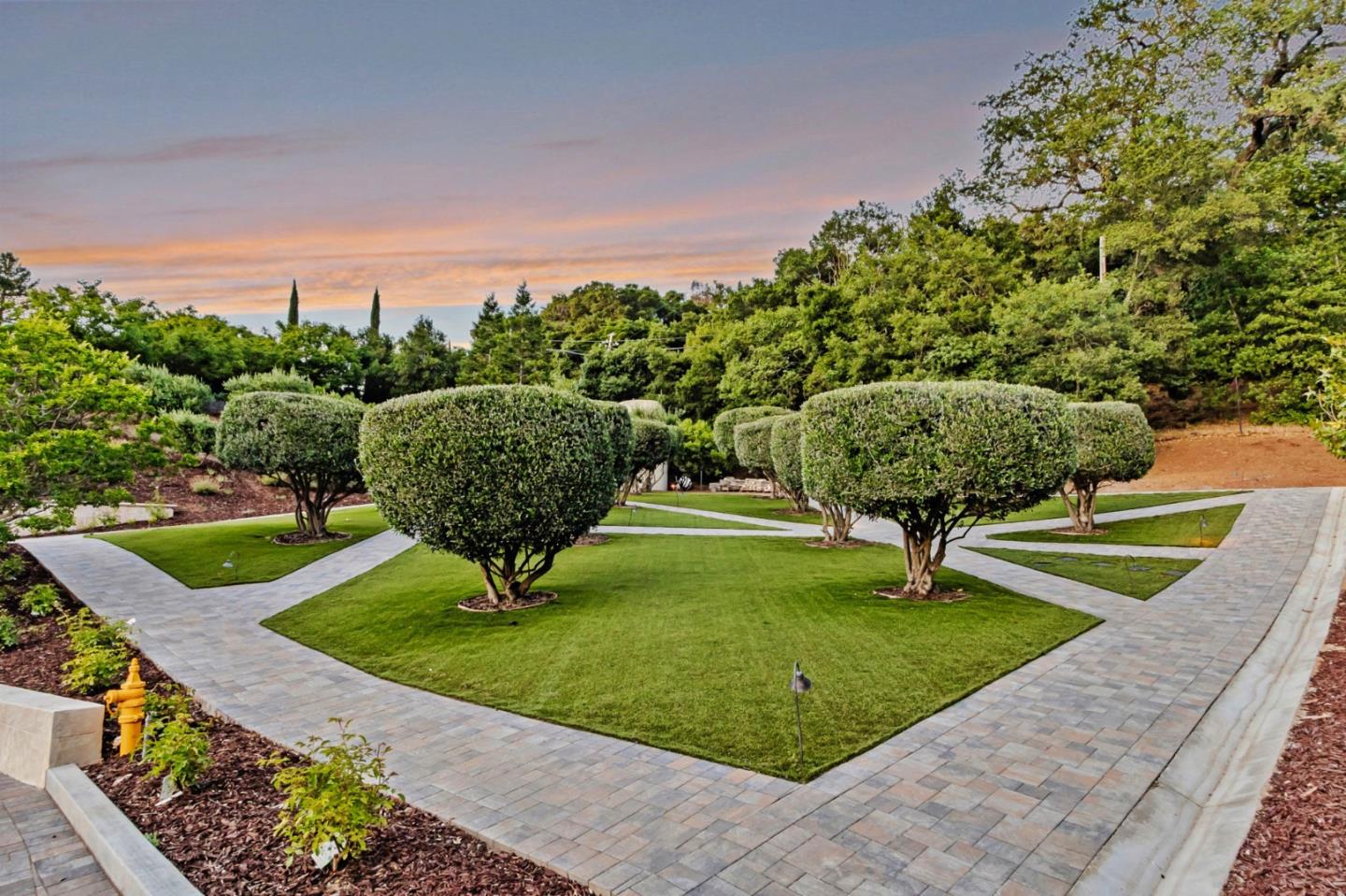 Los Gatos, California, 95032, United States, 8 Bedrooms Bedrooms, ,11 BathroomsBathrooms,Residential,For Sale,1855941