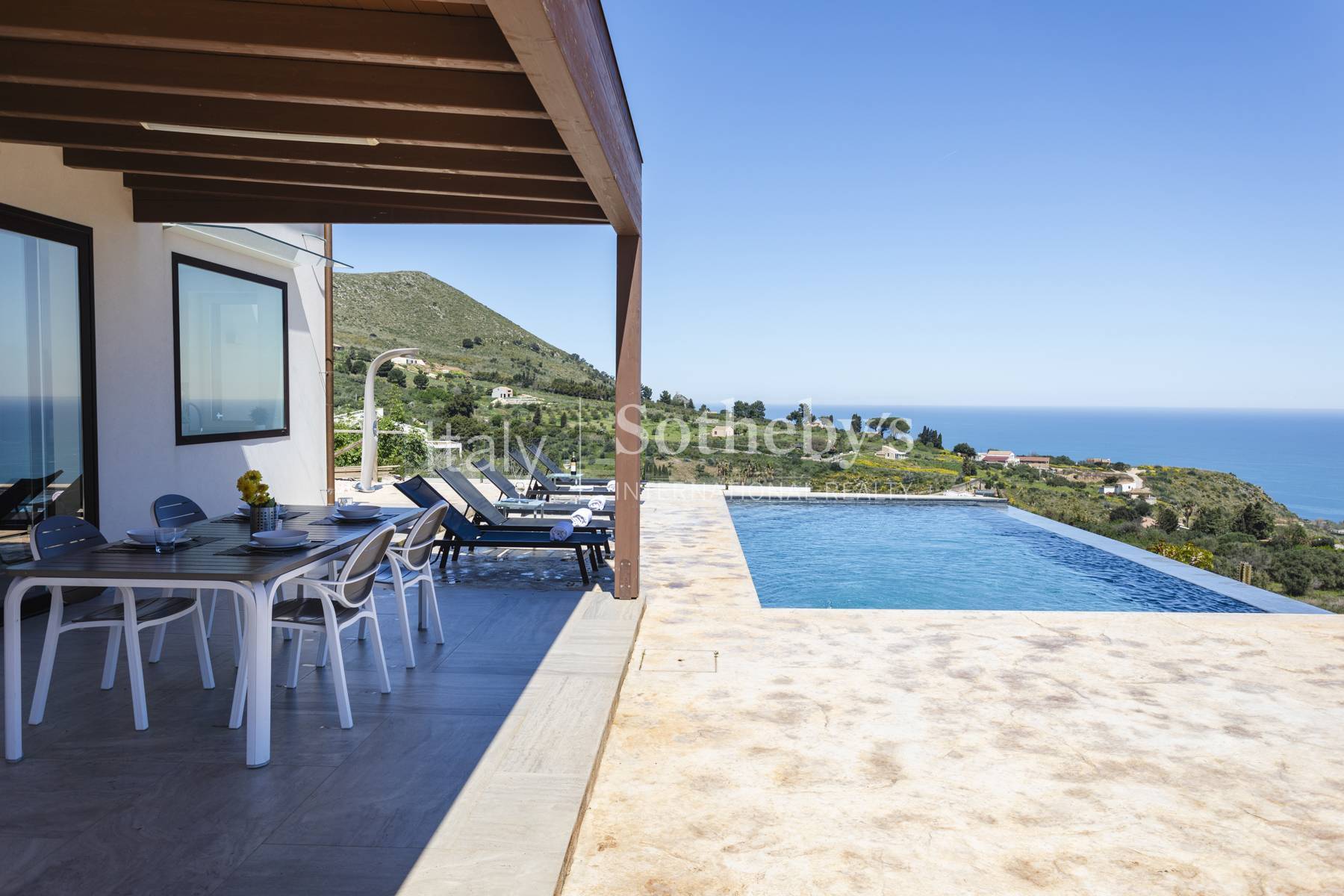  Extraordinary villa with views over the Gulf of Scopello - 物件實景