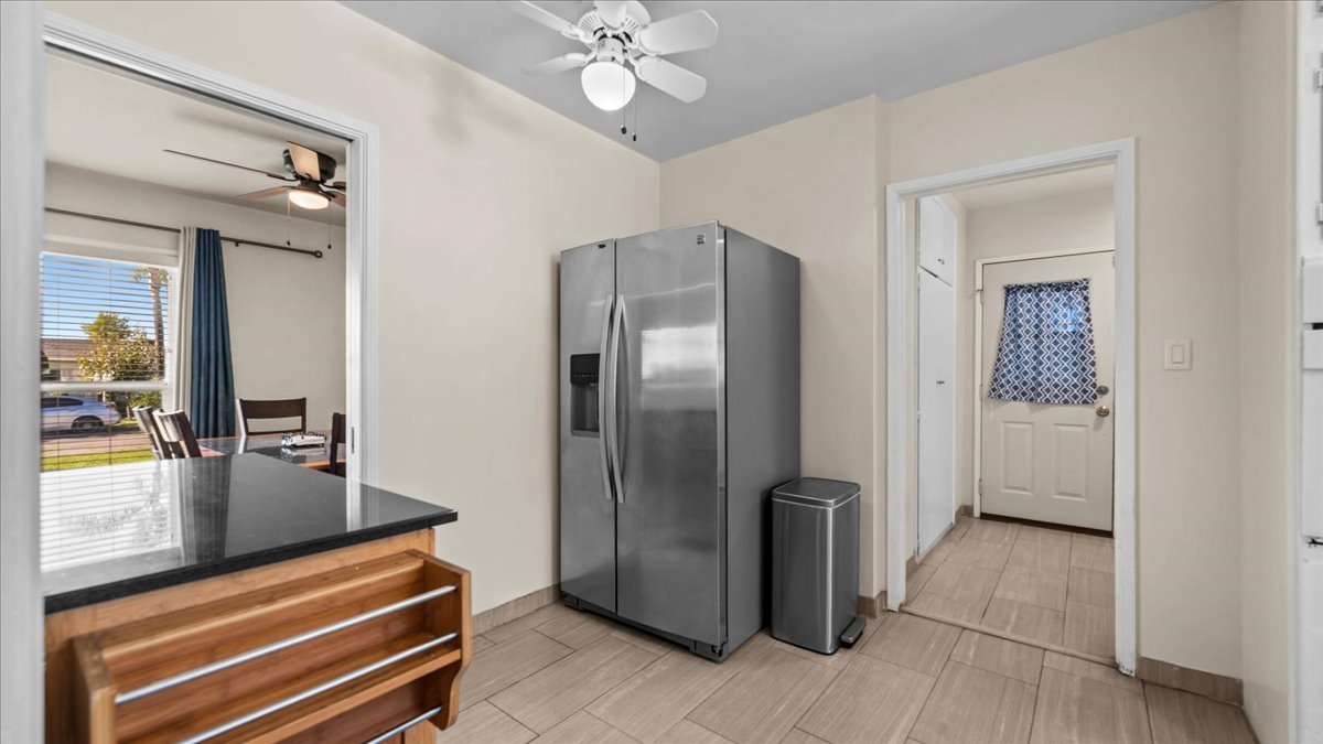 San Bernardino, California, 92404, United States, 3 Bedrooms Bedrooms, ,2 BathroomsBathrooms,Residential,For Sale,1990430