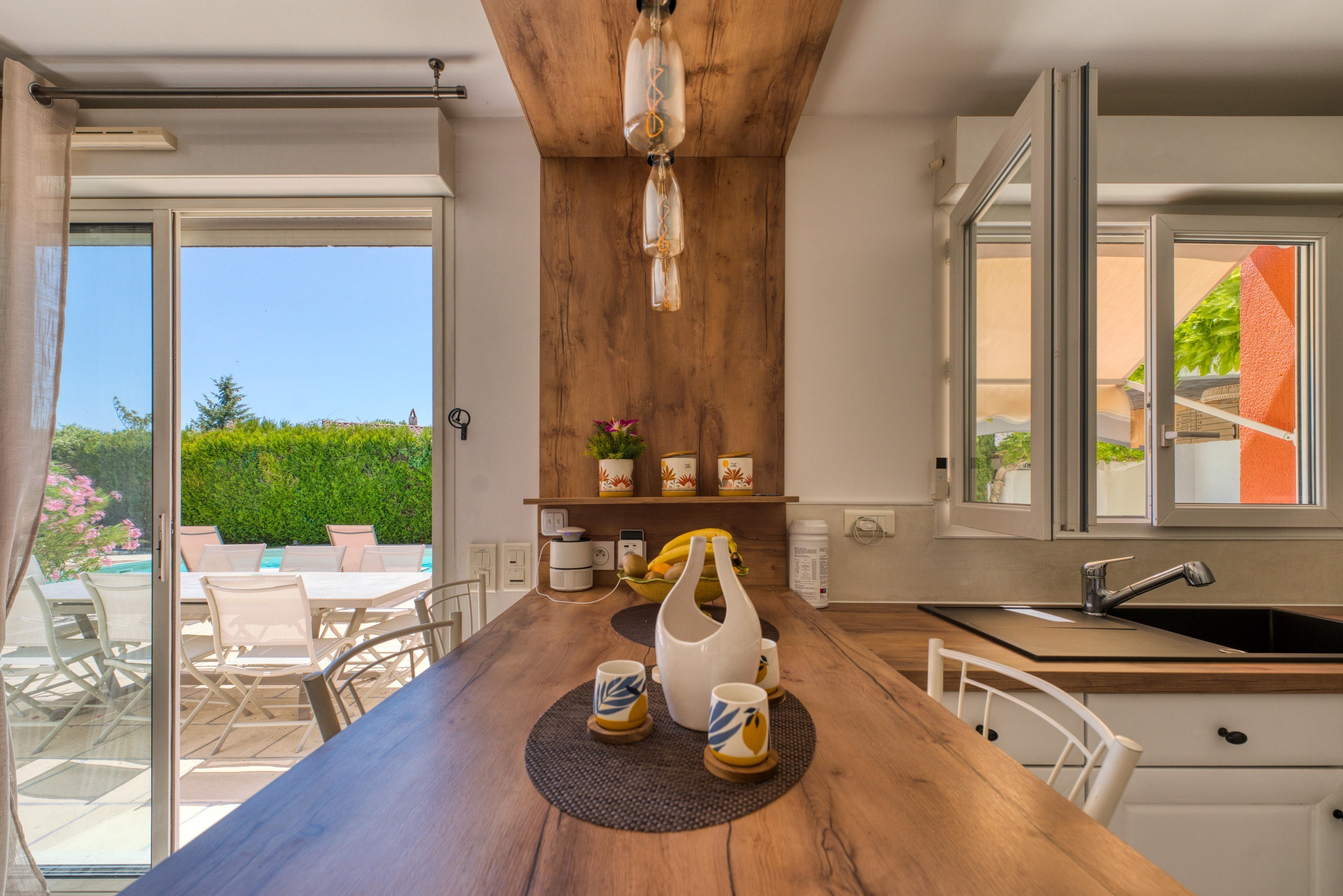 ELEGANT FAMILY HOME WITH POOL AND LANDSCAPED GARDEN NEAR ROYAN - 物件實景