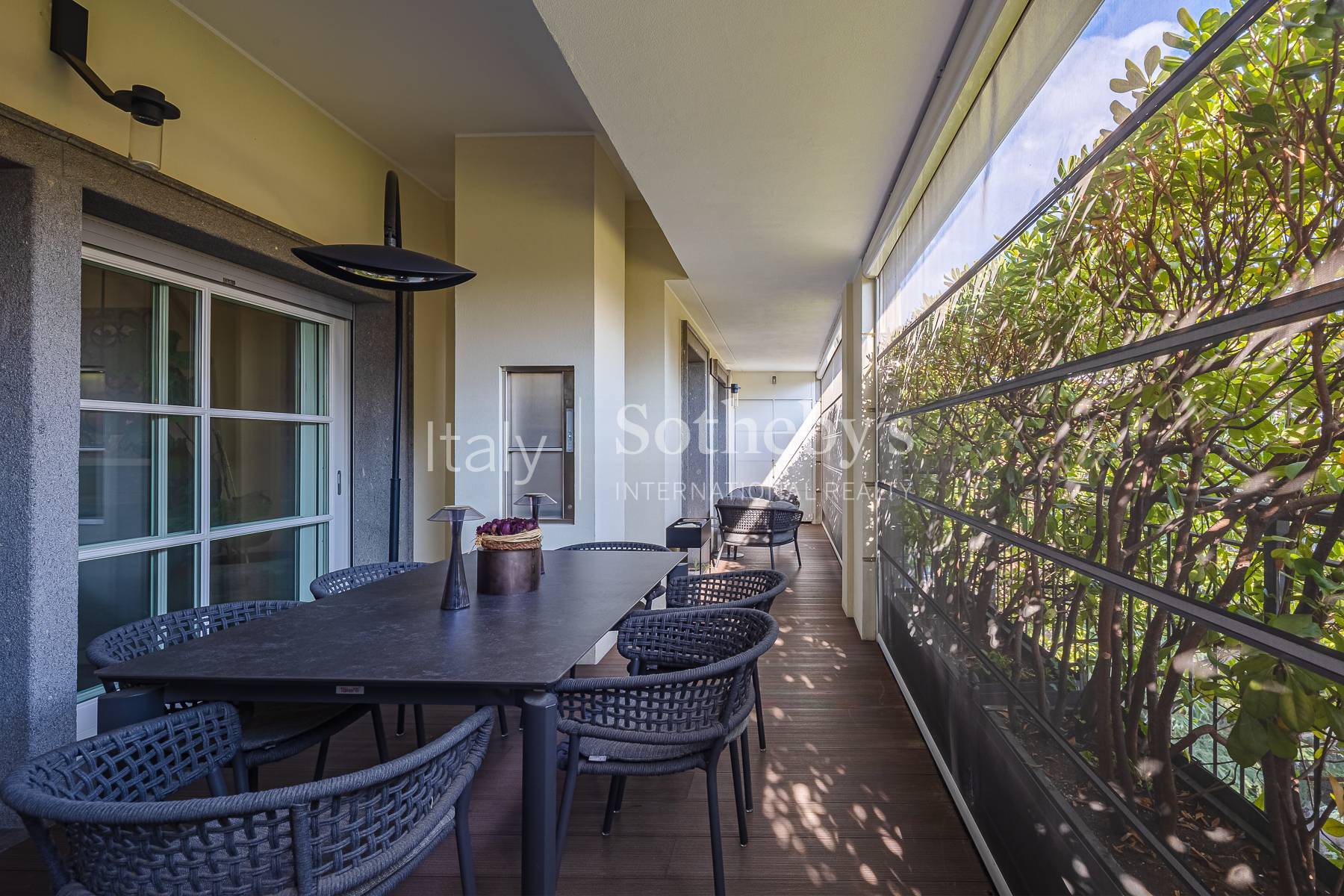  Furnished penthouse with terrace and pool in Brera district - 物件實景