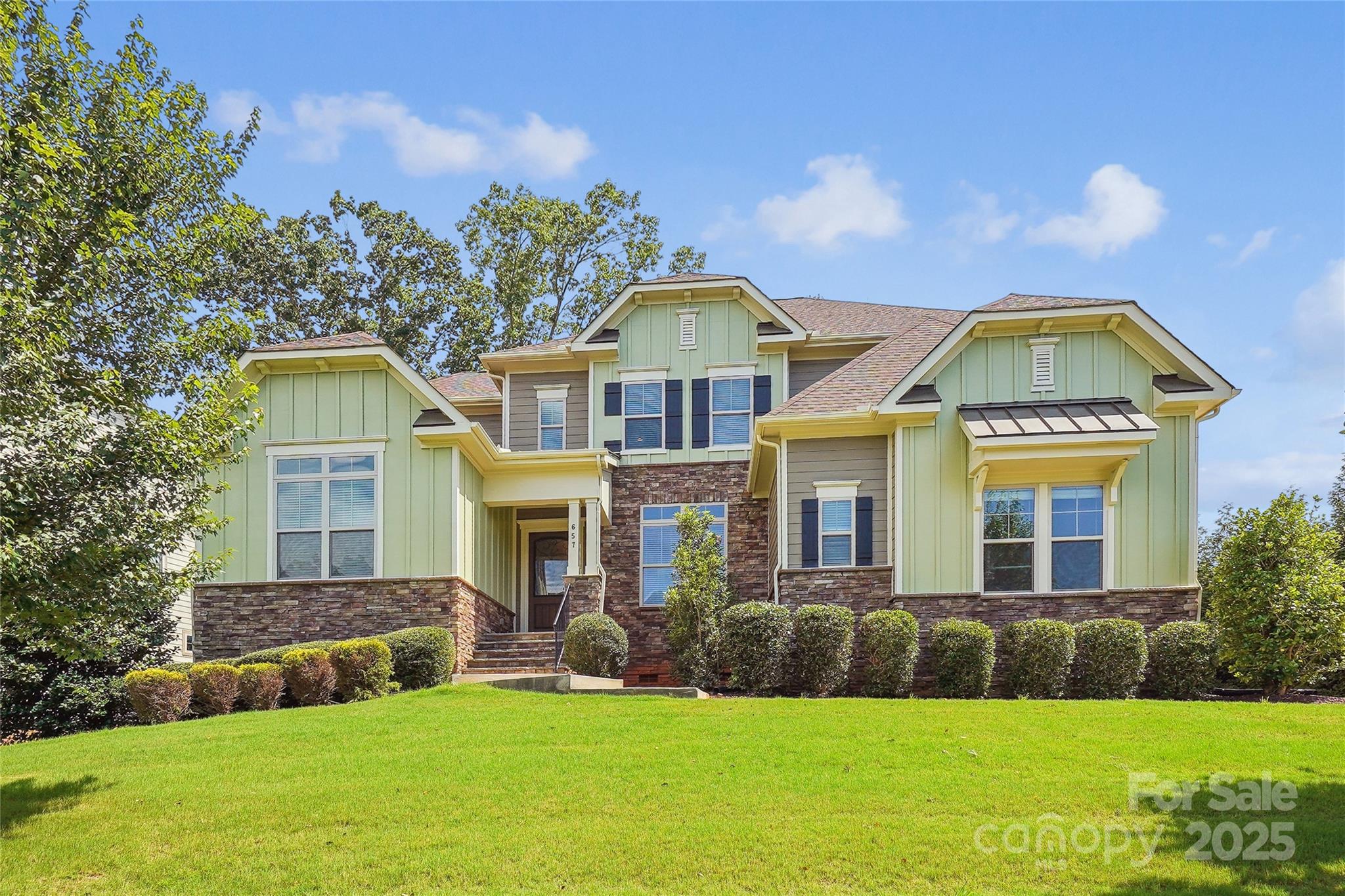 Fort Mill, South Carolina, 29708, United States, 5 Bedrooms Bedrooms, ,5 BathroomsBathrooms,Residential,For Sale,1896141