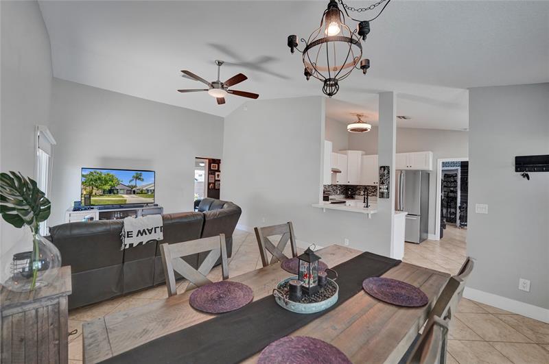 Davie, Florida, 33325, United States, 3 Bedrooms Bedrooms, ,2 BathroomsBathrooms,Residential,For Sale,1902836