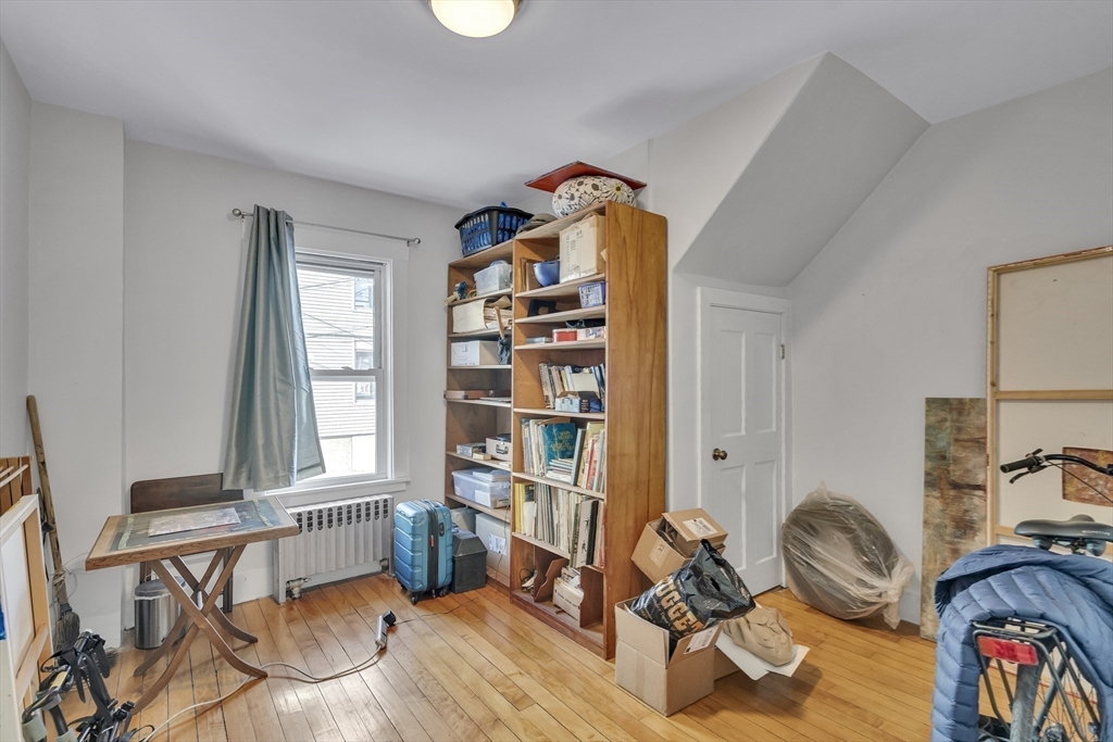 Boston, Massachusetts, 02135, United States, 12 Bedrooms Bedrooms, ,3 BathroomsBathrooms,Residential,For Sale,1907828