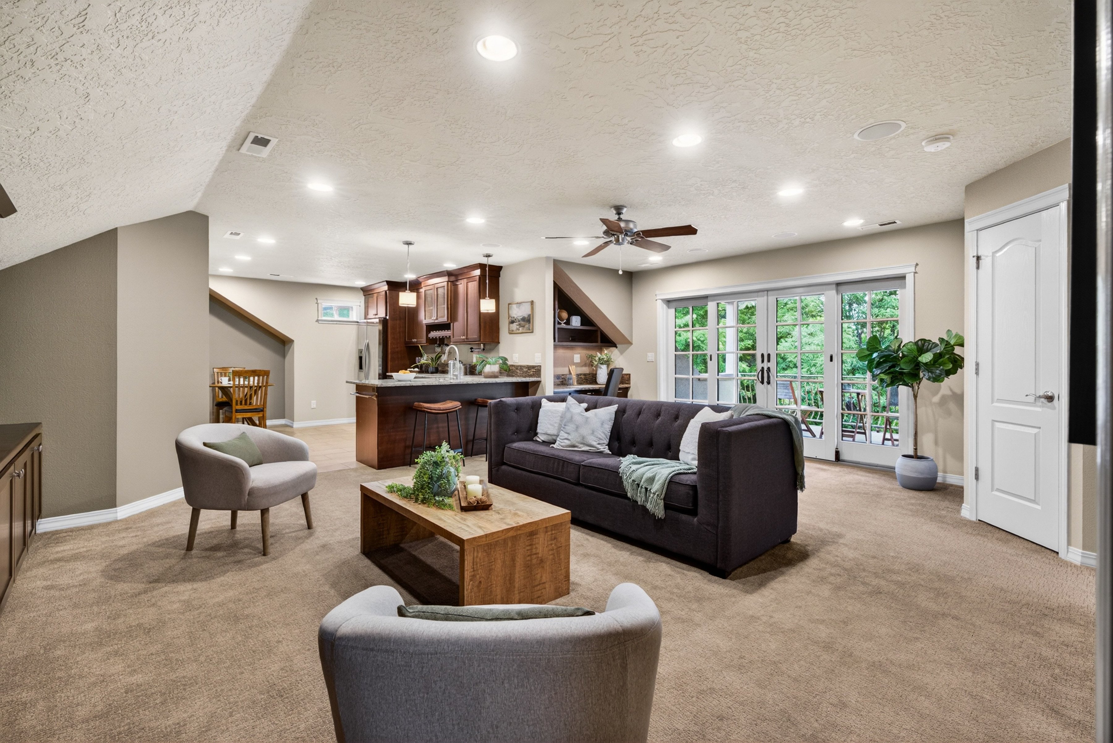  Custom Hidden Springs Estate with Private Casita & ResortStyle Backyard - 物件實景