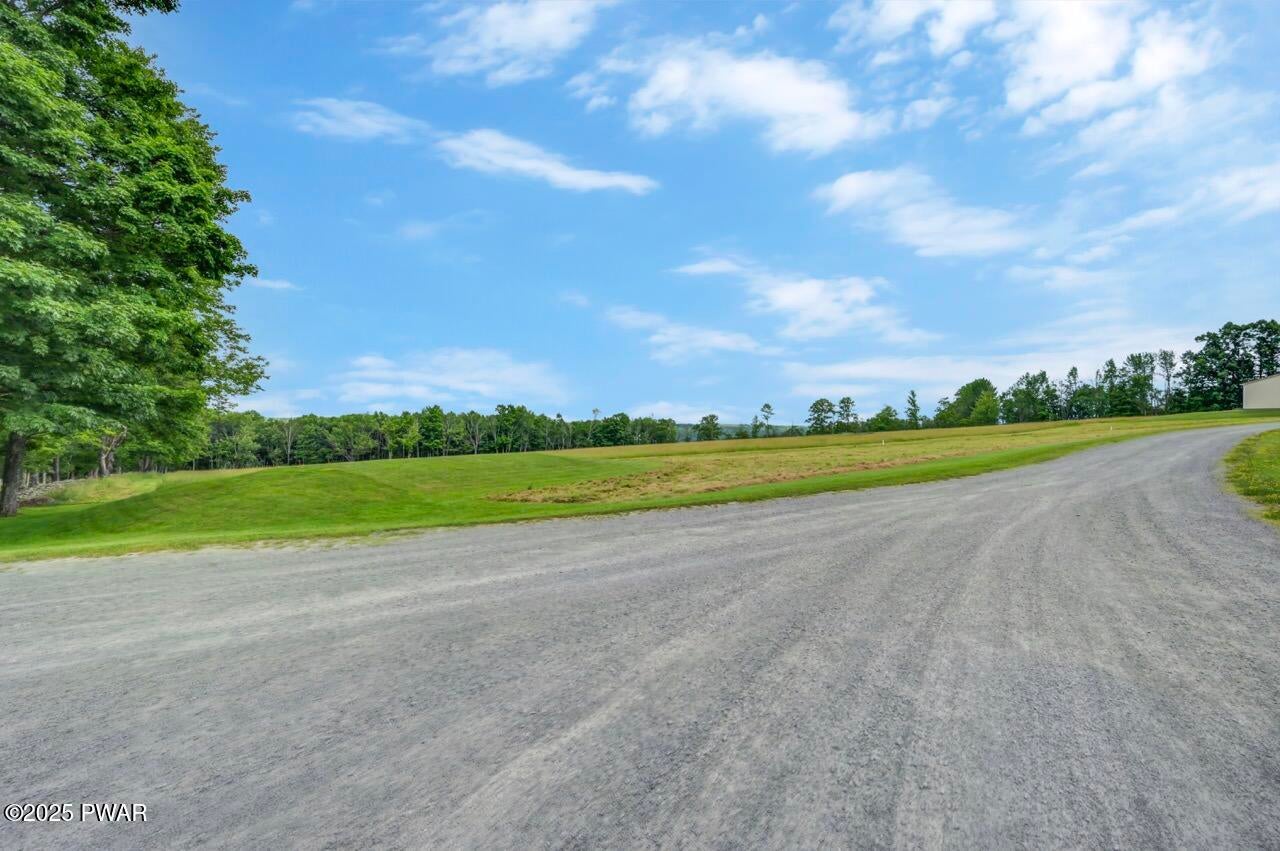 Honesdale, Pennsylvania, 18431, United States, 5 Bedrooms Bedrooms, ,4 BathroomsBathrooms,Residential,For Sale,1973688