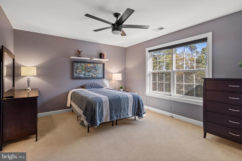 Broadlands, Virginia, 20148, United States, 5 Bedrooms Bedrooms, ,5 BathroomsBathrooms,Residential,For Sale,1977540