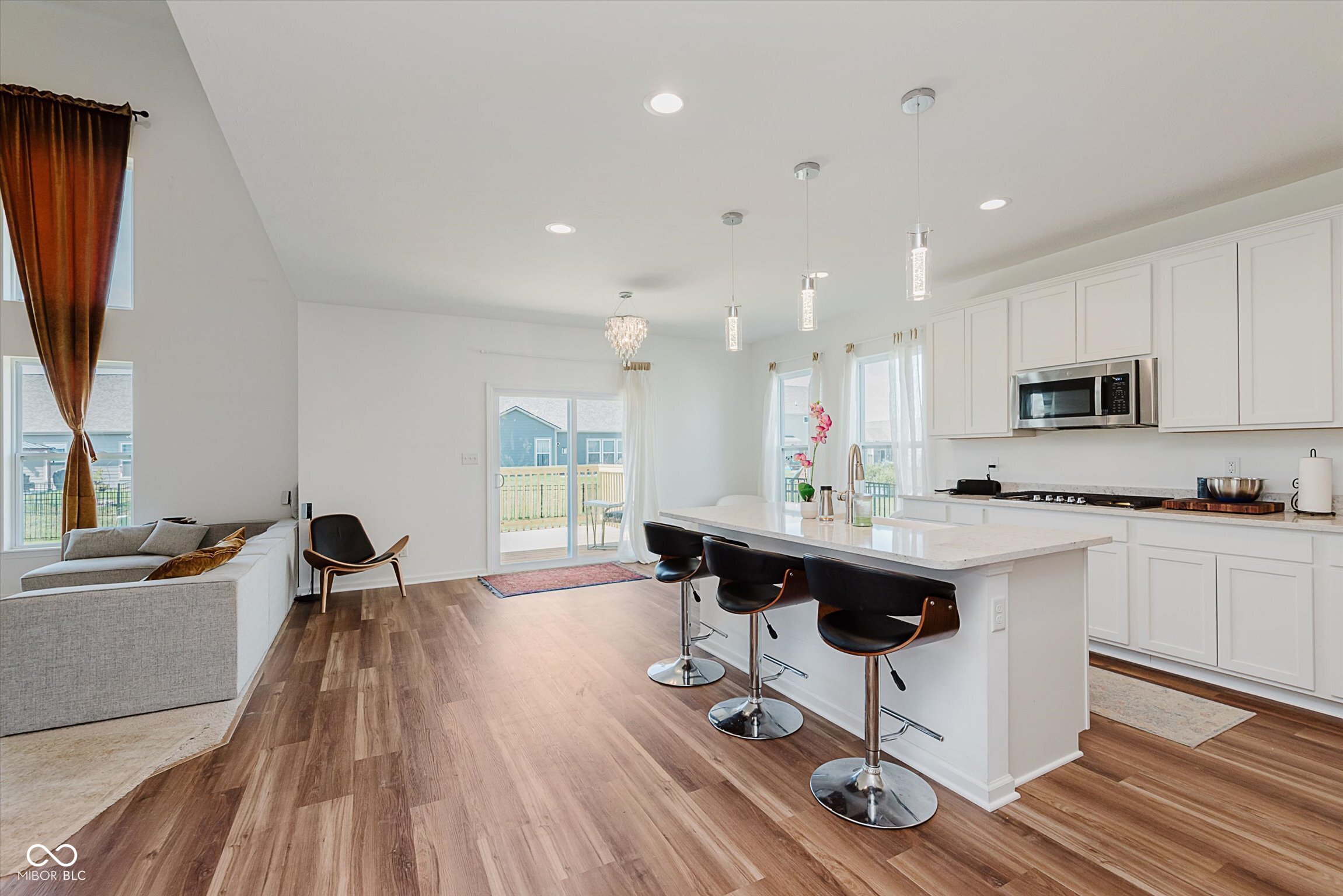 Bargersville, Indiana, 46106, United States, 4 Bedrooms Bedrooms, ,3 BathroomsBathrooms,Residential,For Sale,1980669