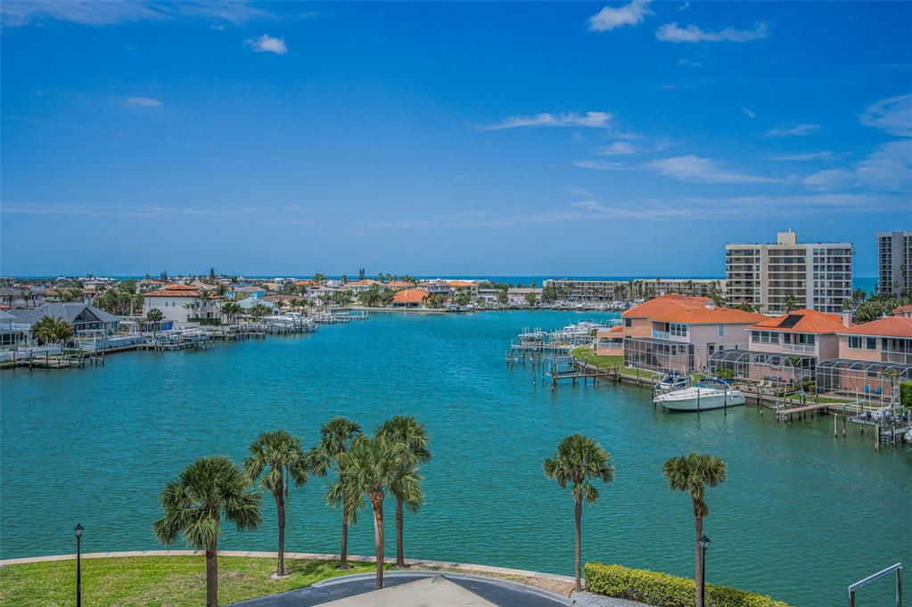 Clearwater Beach, Florida, 33767, United States, 2 Bedrooms Bedrooms, ,2 BathroomsBathrooms,Residential,For Sale,1786658