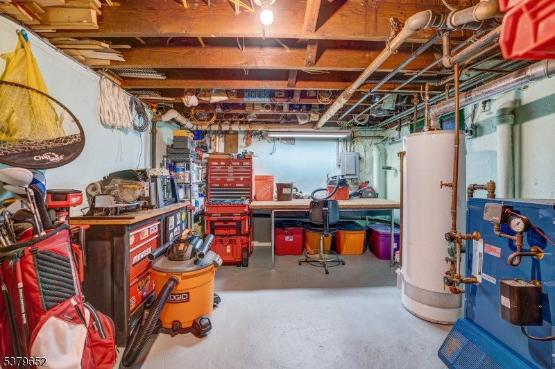 Elizabeth City, New Jersey, 07208, United States, 3 Bedrooms Bedrooms, ,2 BathroomsBathrooms,Residential,For Sale,1926439