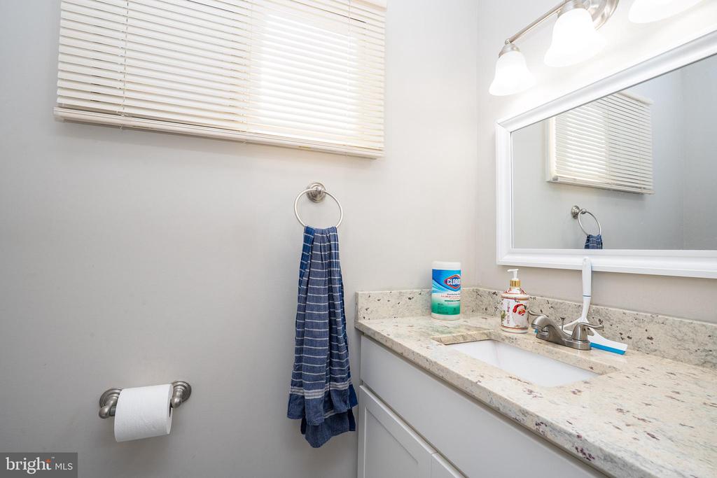 Kendall Park, New Jersey, 08824, United States, 3 Bedrooms Bedrooms, ,2 BathroomsBathrooms,Residential,For Sale,2005675