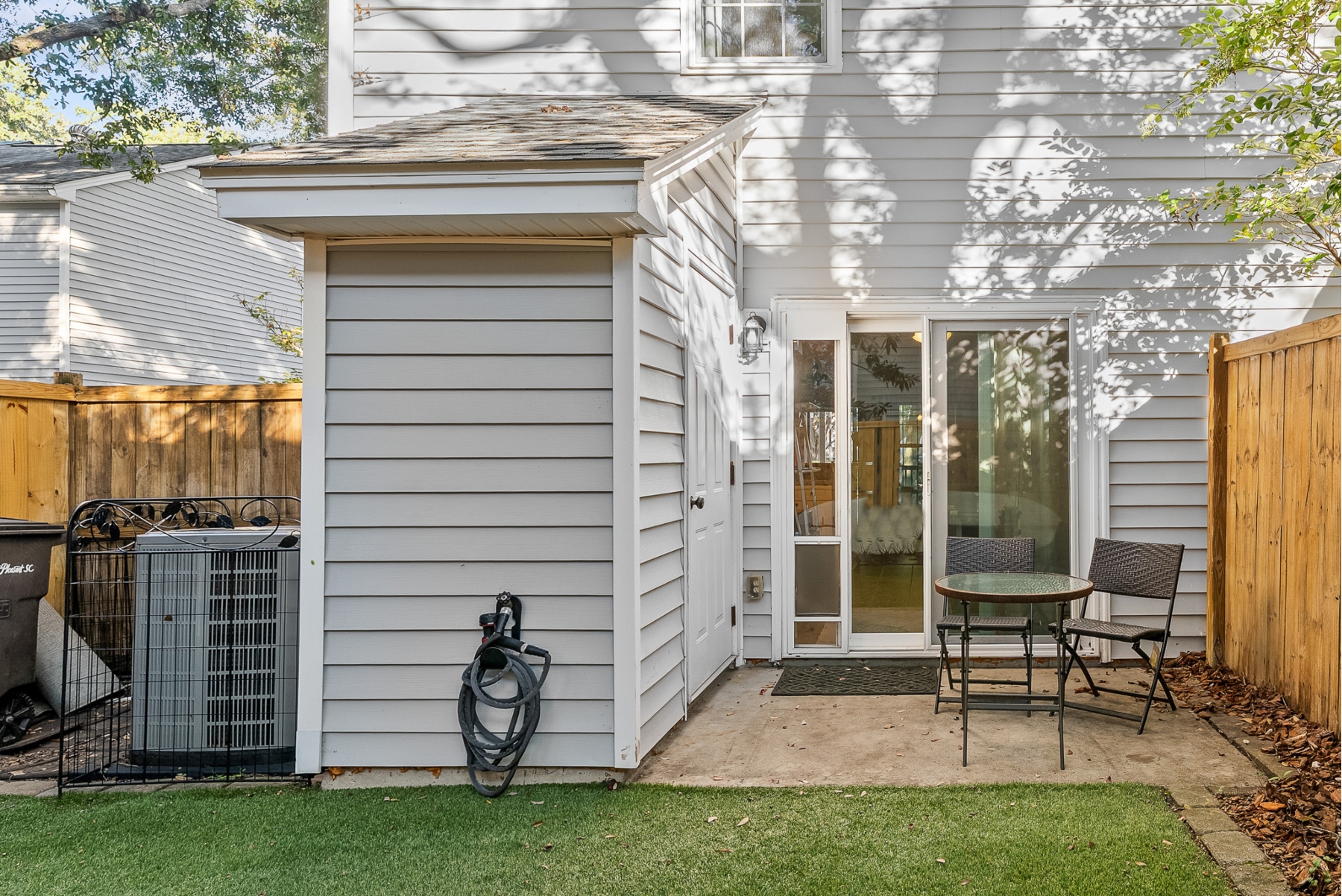  1351 Cassidy Court Unit B, Mount Pleasant - 物件實景