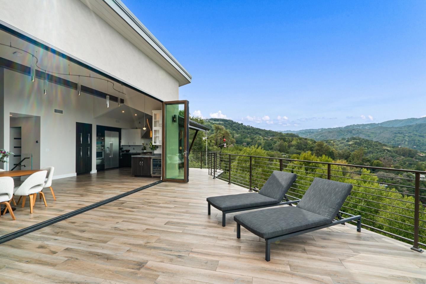 Los Gatos, California, 95030, United States, 5 Bedrooms Bedrooms, ,6 BathroomsBathrooms,Residential,For Sale,1997013