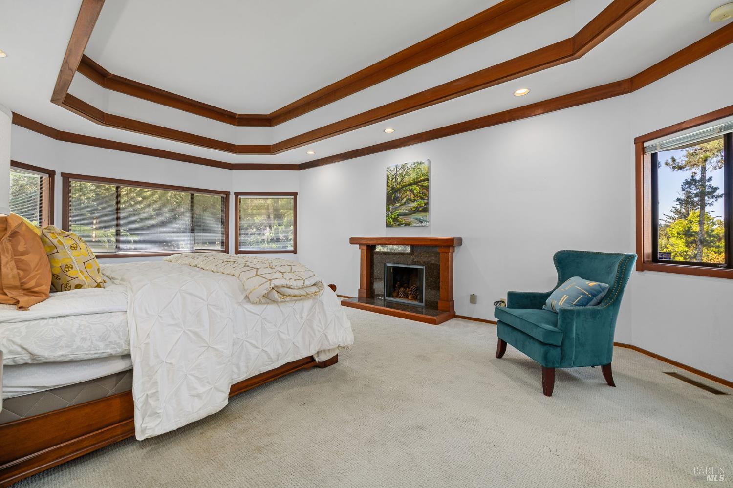 Sebastopol, California, 95472, United States, 4 Bedrooms Bedrooms, ,5 BathroomsBathrooms,Residential,For Sale,1980868