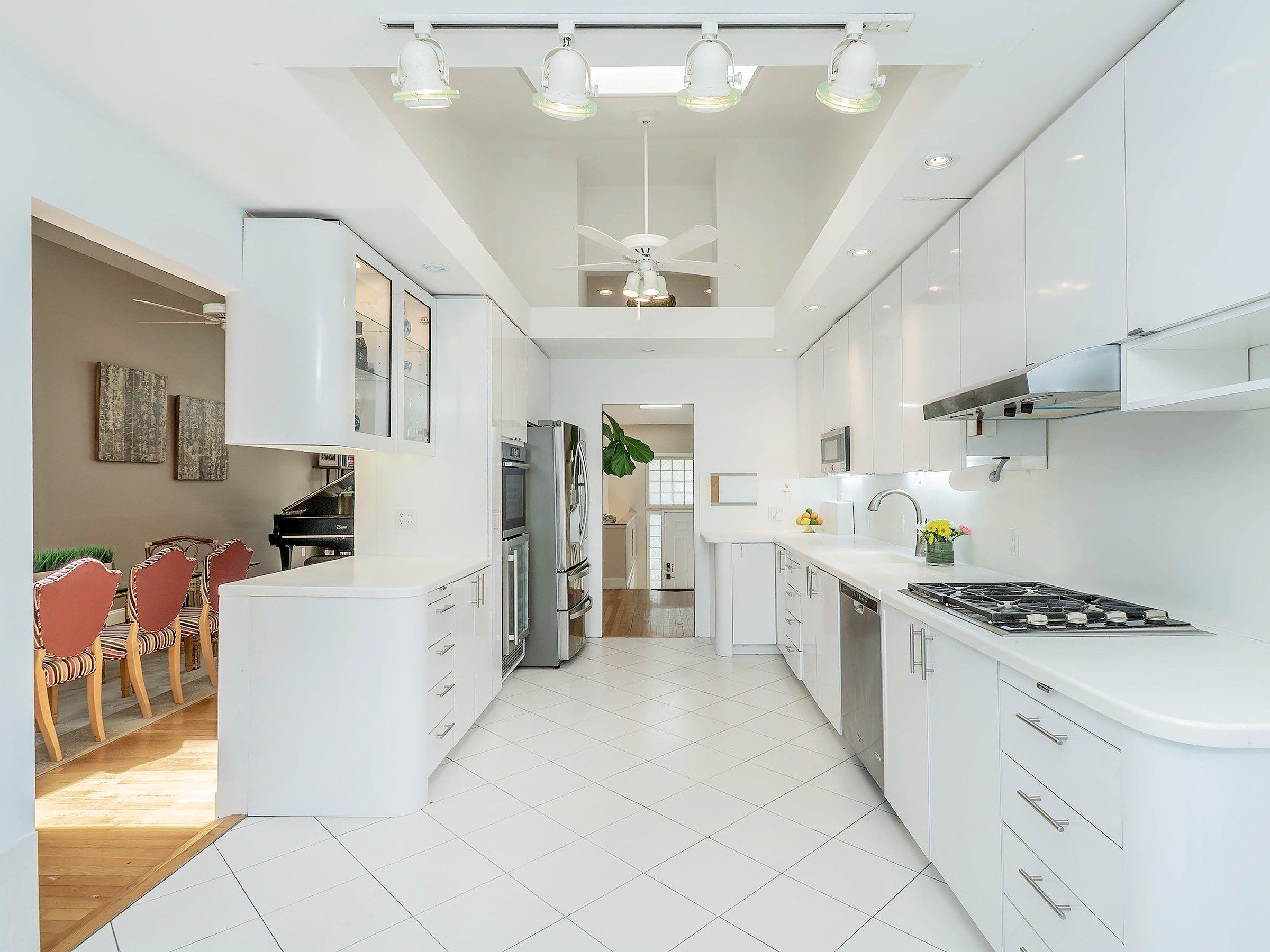  56 Soundview Drive, Port Washington, NY, 11050 - 物件實景