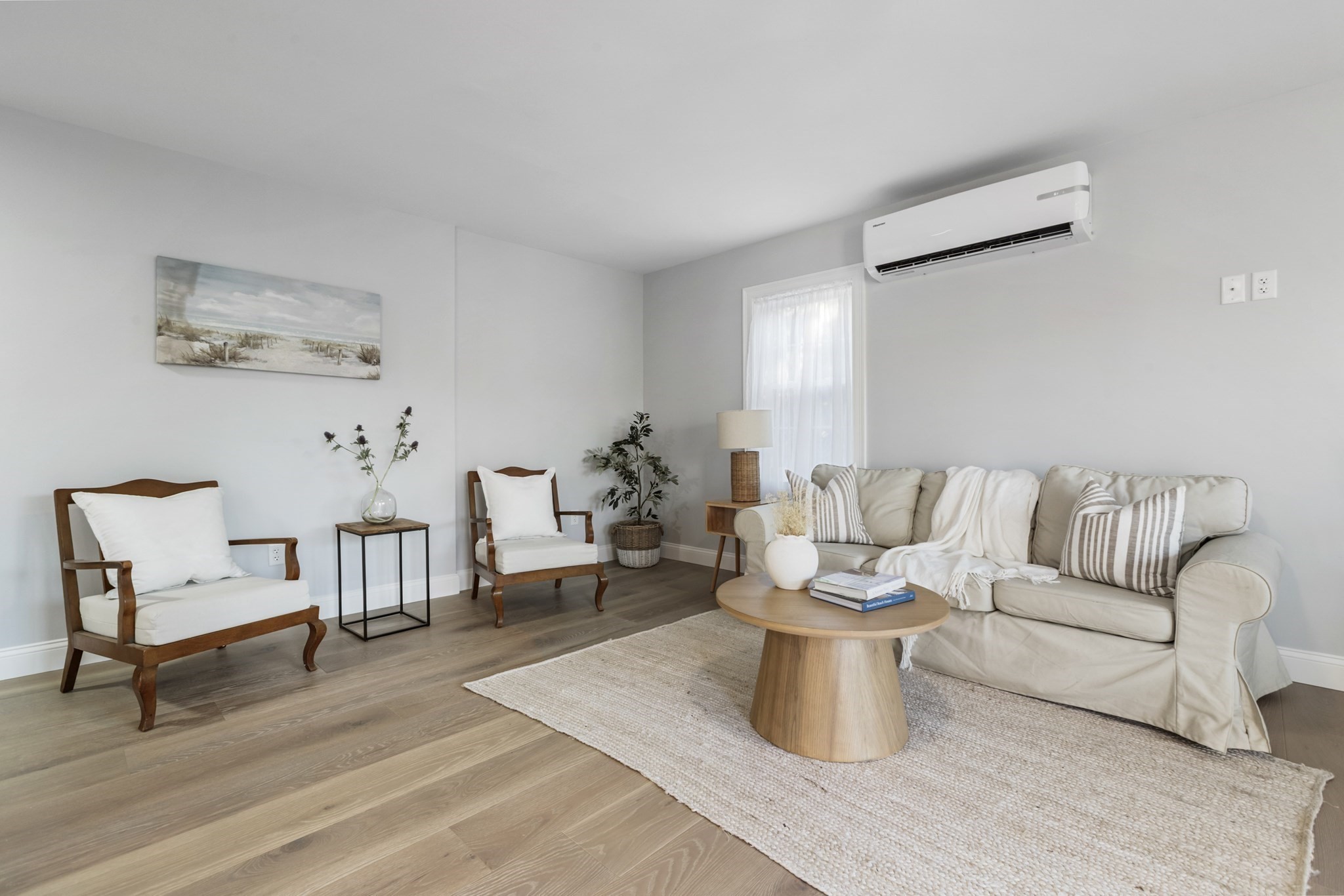 South Dartmouth, Massachusetts, 02748, United States, 4 Bedrooms Bedrooms, ,2 BathroomsBathrooms,Residential,For Sale,1977281