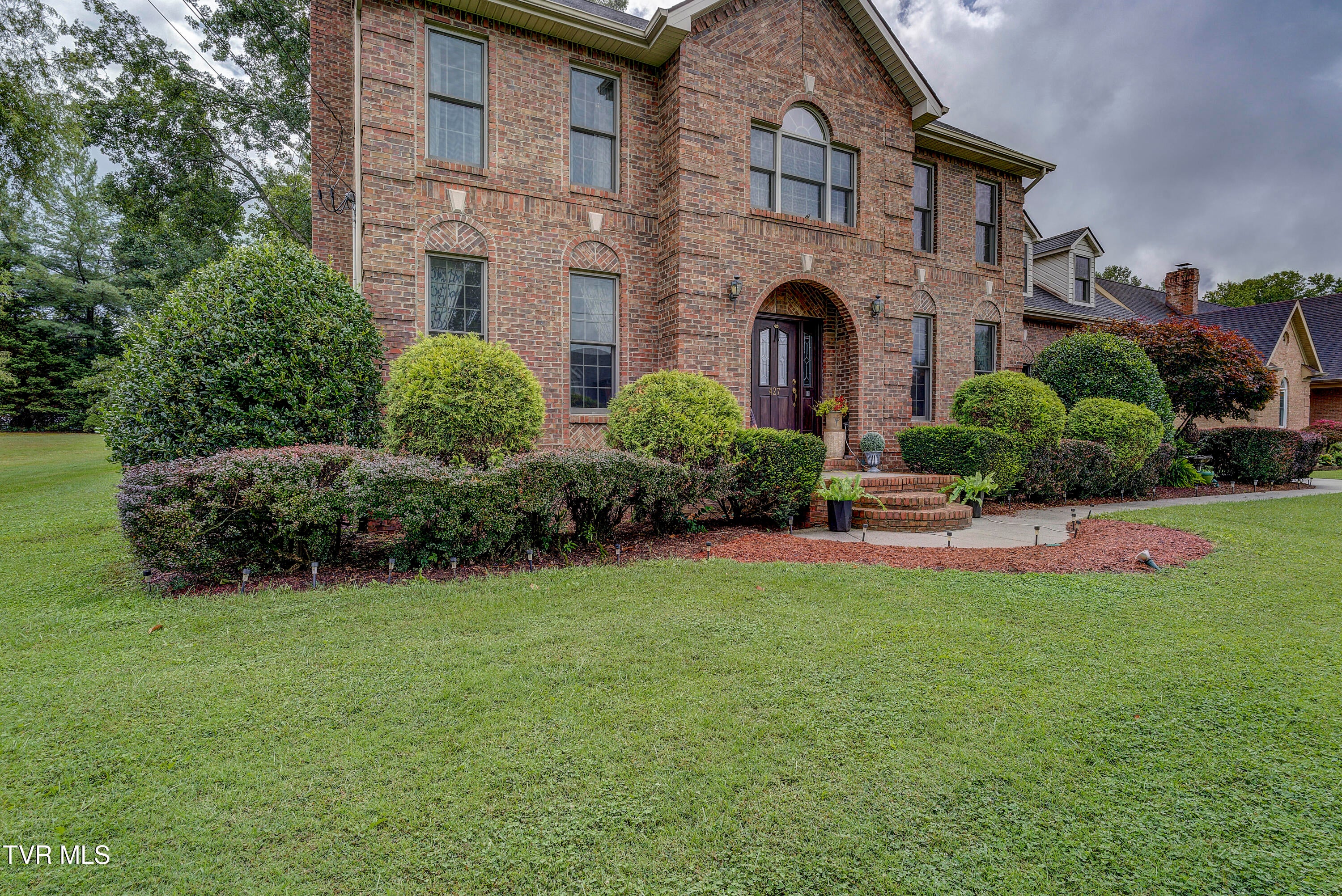 Kingsport, Tennessee, 37663, United States, 5 Bedrooms Bedrooms, ,3 BathroomsBathrooms,Residential,For Sale,1940461