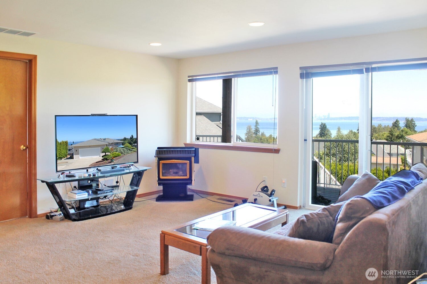 Port Orchard, Washington, 98366, United States, 3 Bedrooms Bedrooms, ,3 BathroomsBathrooms,Residential,For Sale,1907712