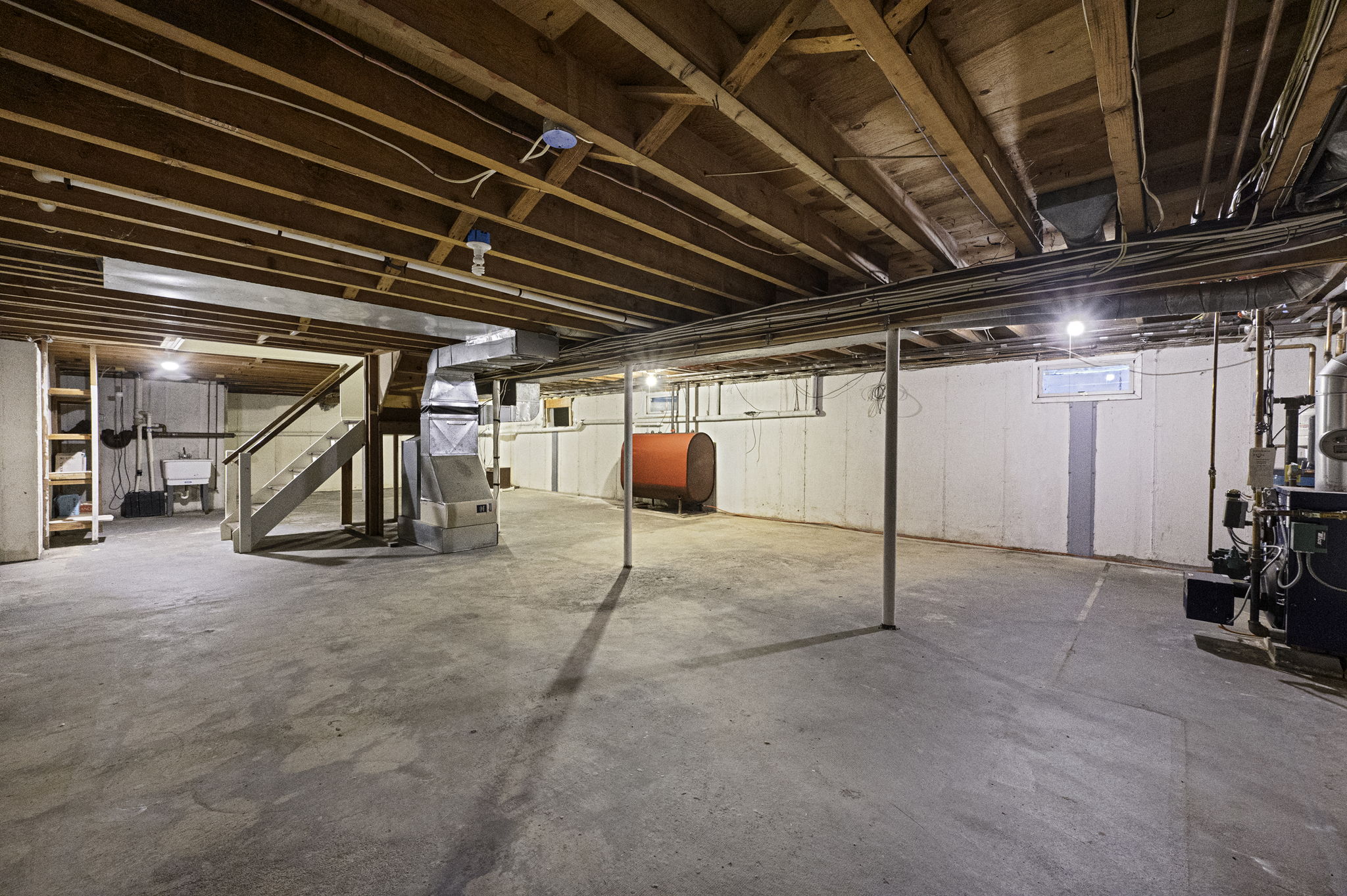 Mount Sinai, New York, 11766, United States, 4 Bedrooms Bedrooms, ,3 BathroomsBathrooms,Residential,For Sale,1924395