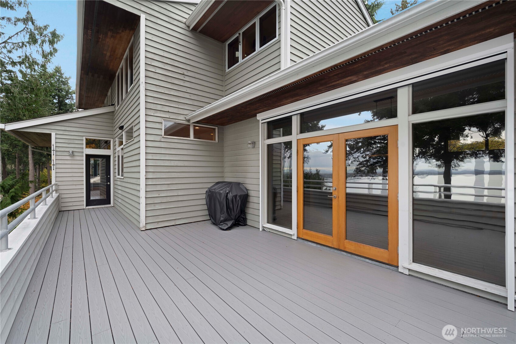 Bellingham, Washington, 98225, United States, 4 Bedrooms Bedrooms, ,3 BathroomsBathrooms,Residential,For Sale,1988960