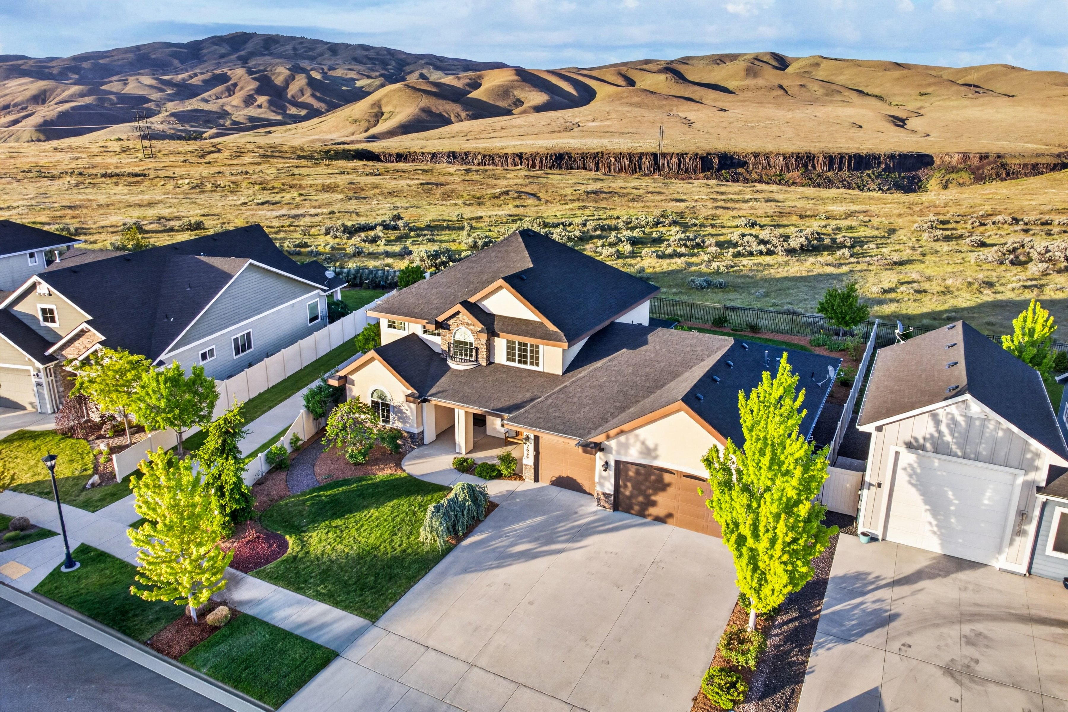  Refined Southeast Boise Living with Panoramic Vistas - 物件實景