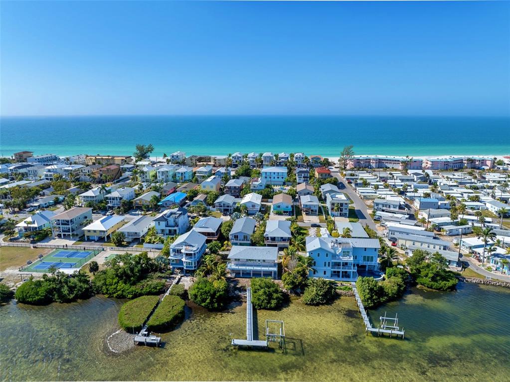 Bradenton Beach, Florida, 34217, United States, 3 Bedrooms Bedrooms, ,3 BathroomsBathrooms,Residential,For Sale,2013244