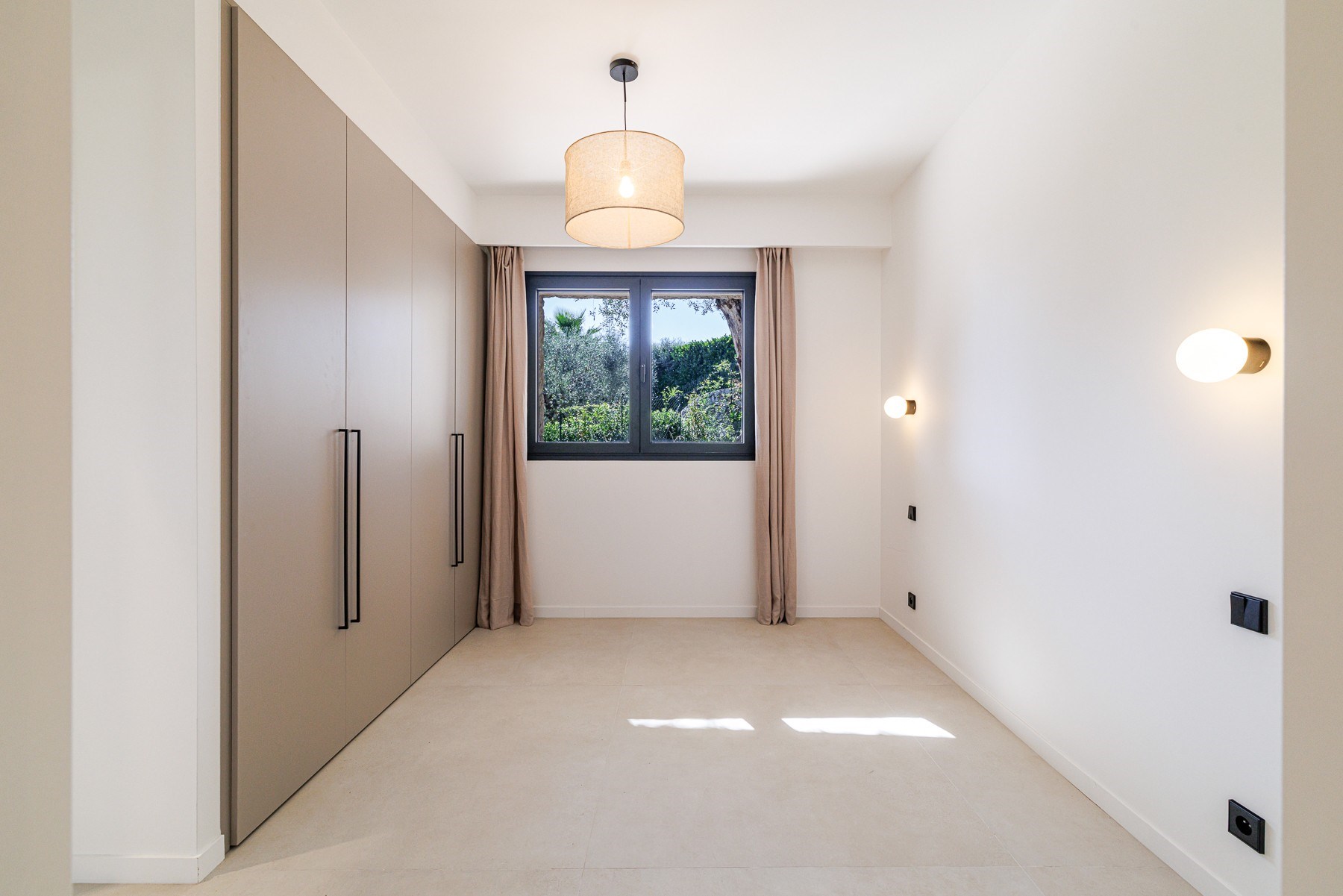  Contemporary villa for sale Nice Gairaut : 5 bedrooms, pool, rooftop terrace - 物件實景