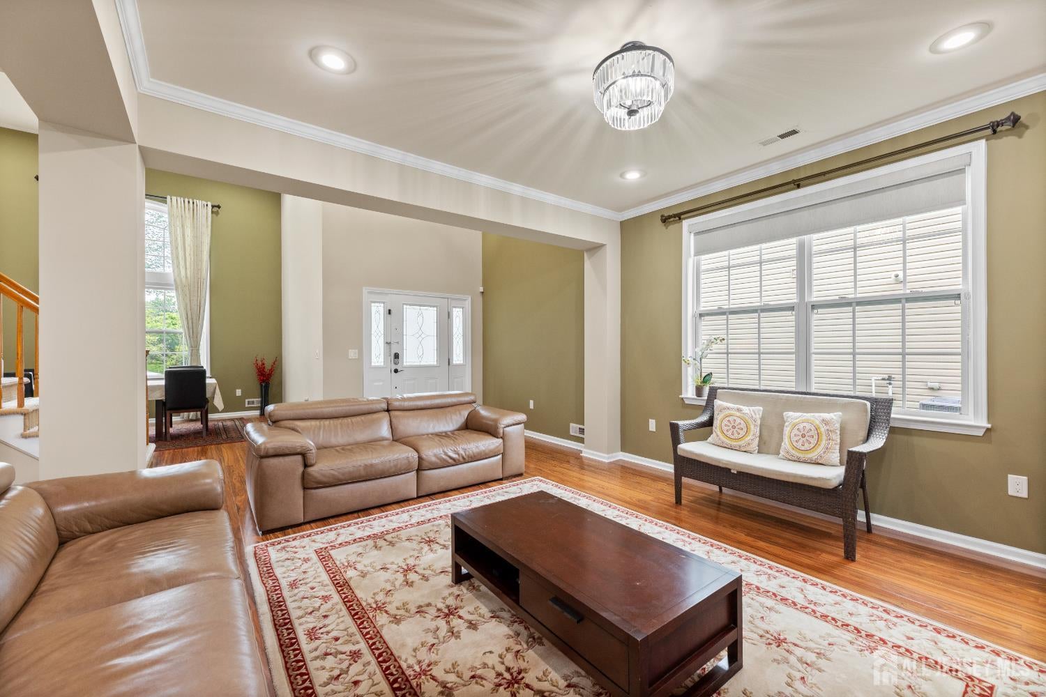 Piscataway, New Jersey, 08854, United States, 4 Bedrooms Bedrooms, ,3 BathroomsBathrooms,Residential,For Sale,1889779