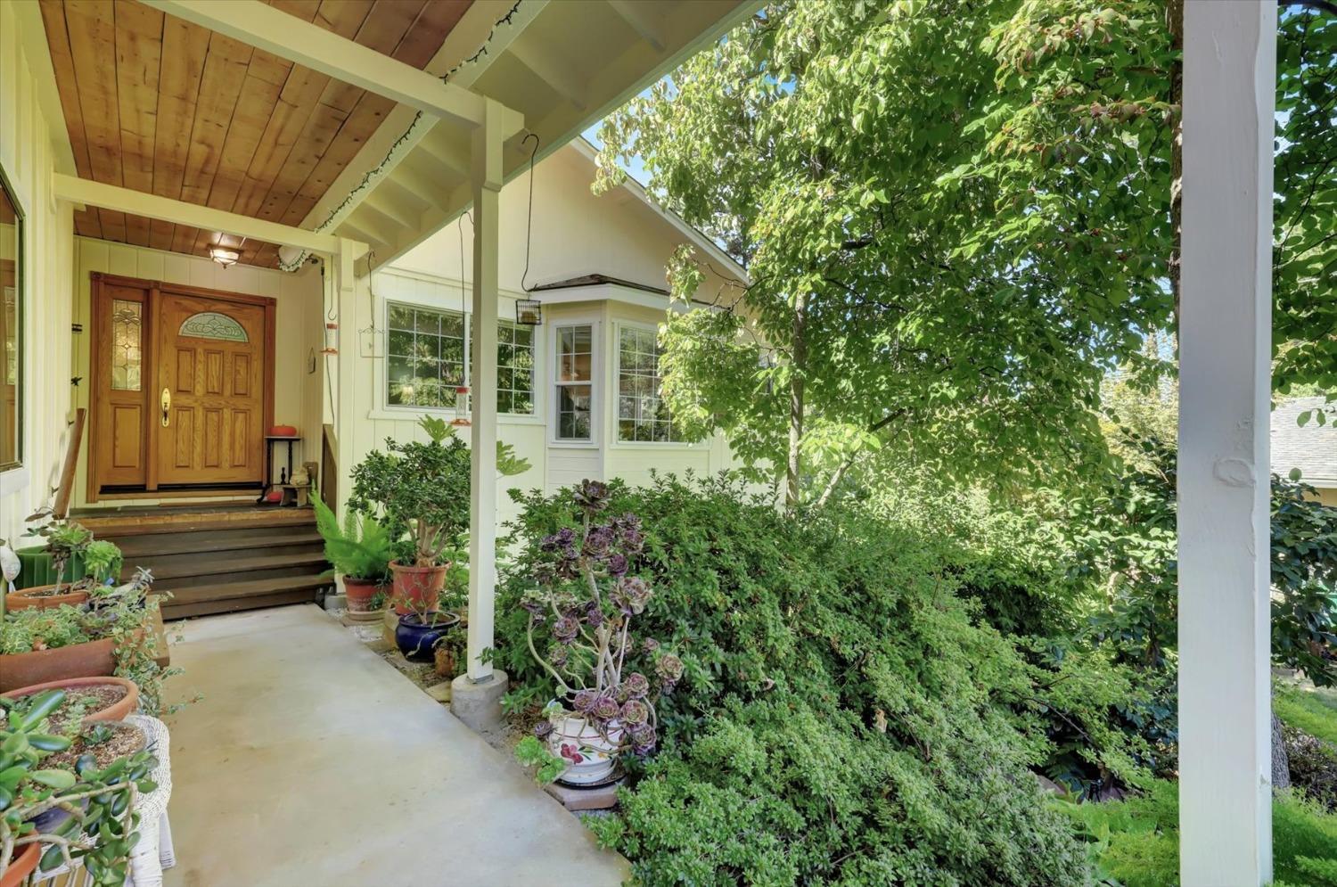 12252 Francis Drive, Grass Valley, California, 95949, United States, 3 Bedrooms Bedrooms, ,2 BathroomsBathrooms,Residential,For Sale,12252 Francis Drive,1631801