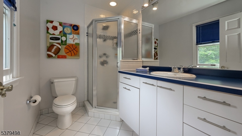 Kinnelon Boro, New Jersey, 07405, United States, 4 Bedrooms Bedrooms, ,5 BathroomsBathrooms,Residential,For Sale,1932382