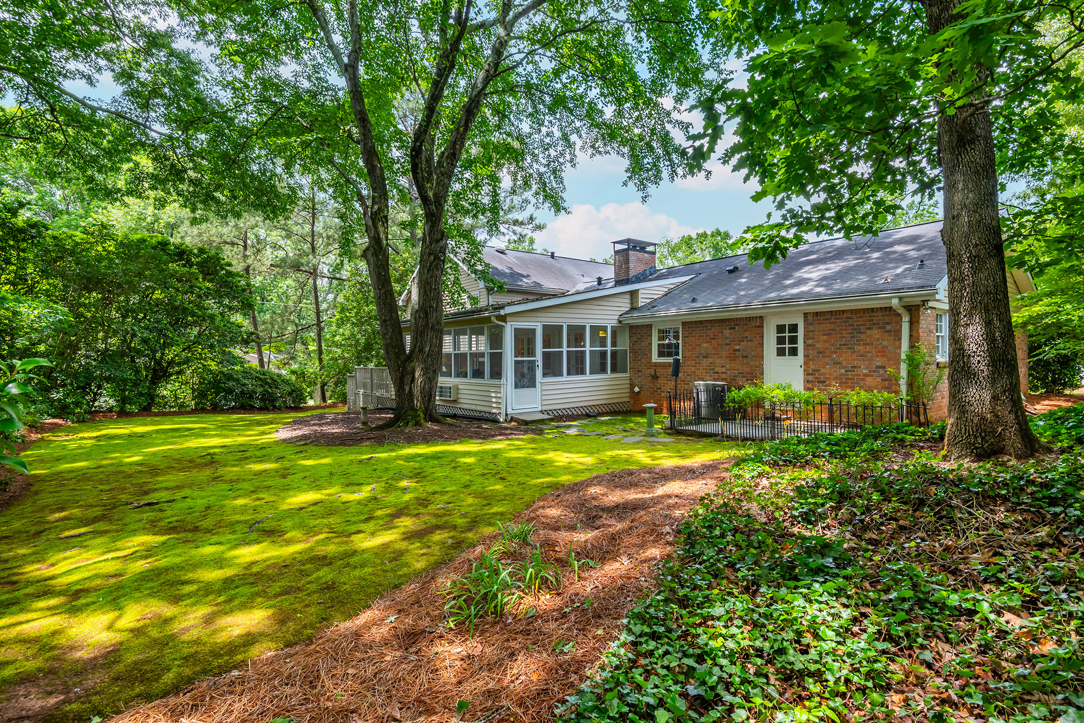  Charming Home in the Heart of Sandy Springs - 物件實景