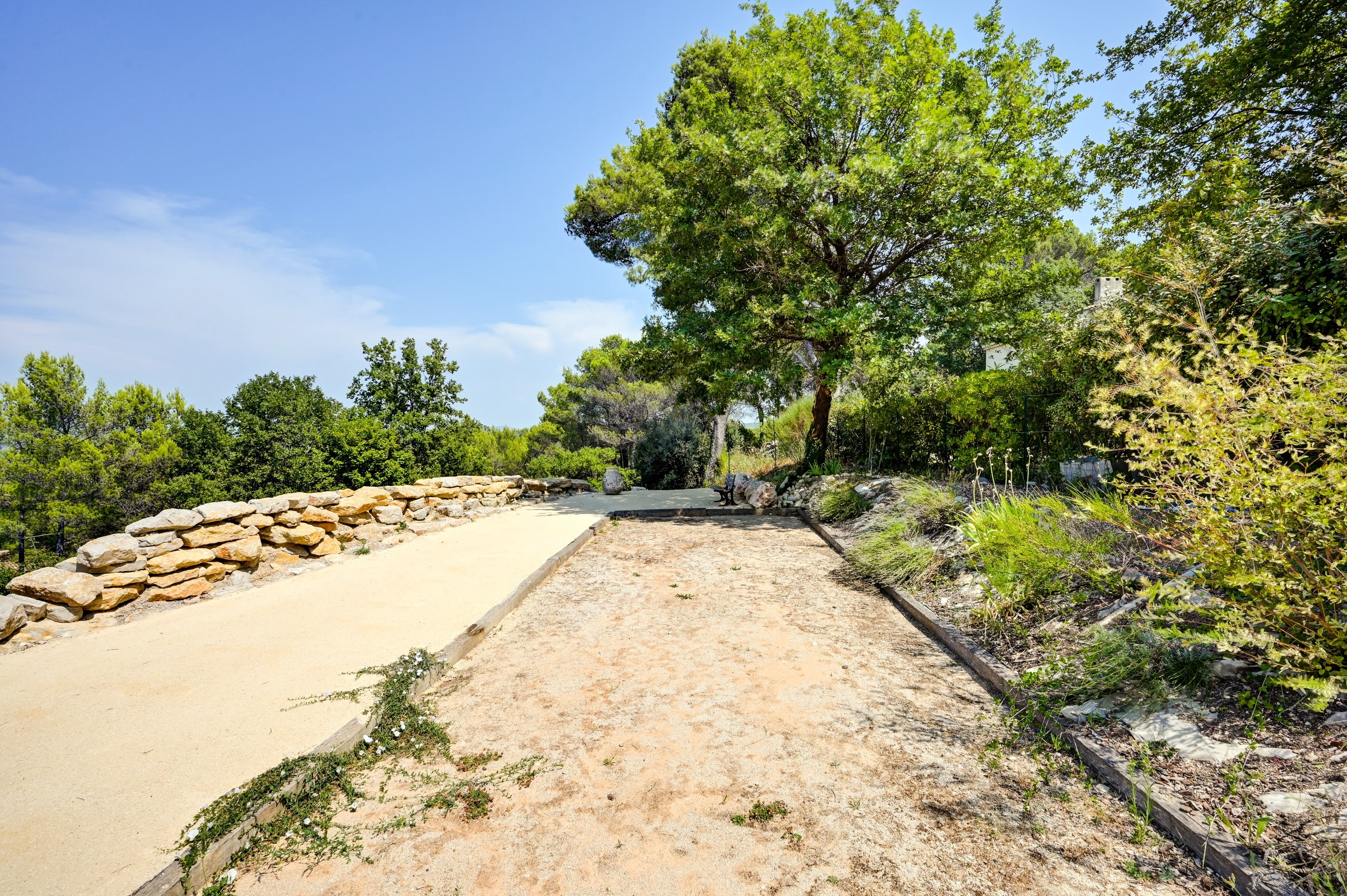  contemporary villa in absolute calm and with a dominant view - 物件實景