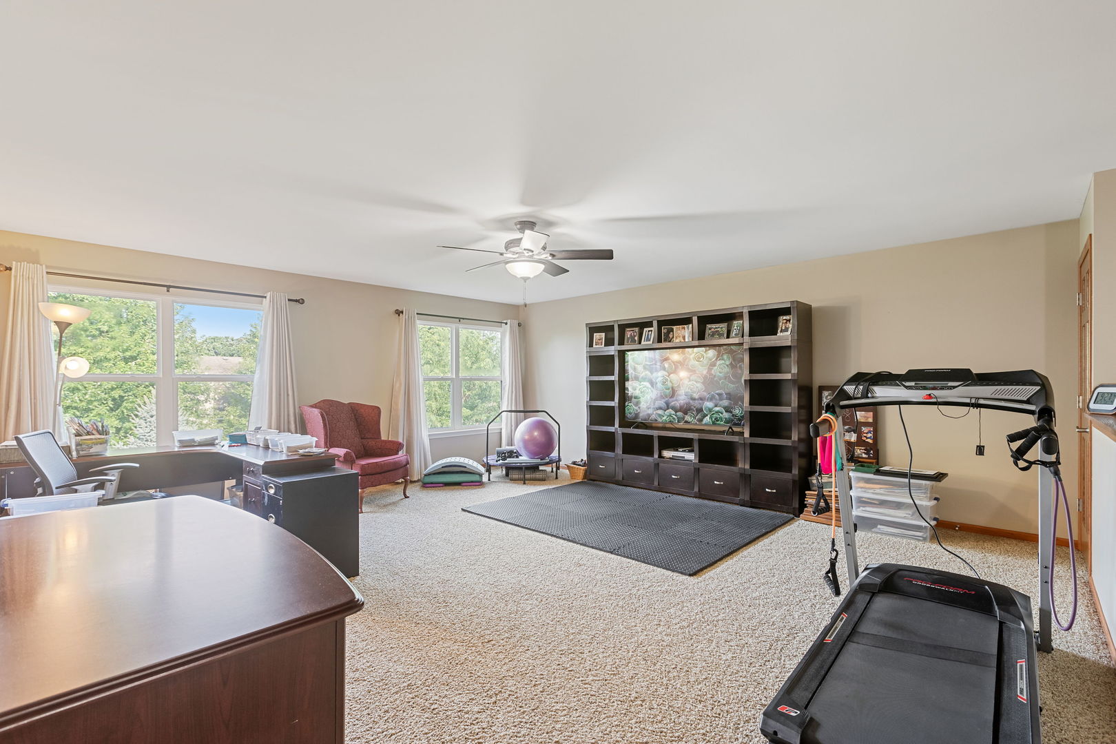 McHenry, Illinois, 60051, United States, 5 Bedrooms Bedrooms, ,5 BathroomsBathrooms,Residential,For Sale,1912469