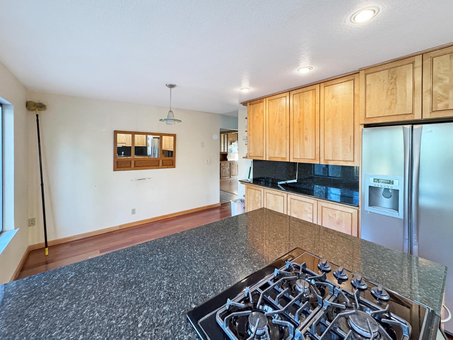 Grass Valley, California, 95949, United States, 2 Bedrooms Bedrooms, ,2 BathroomsBathrooms,Residential,For Sale,1879253