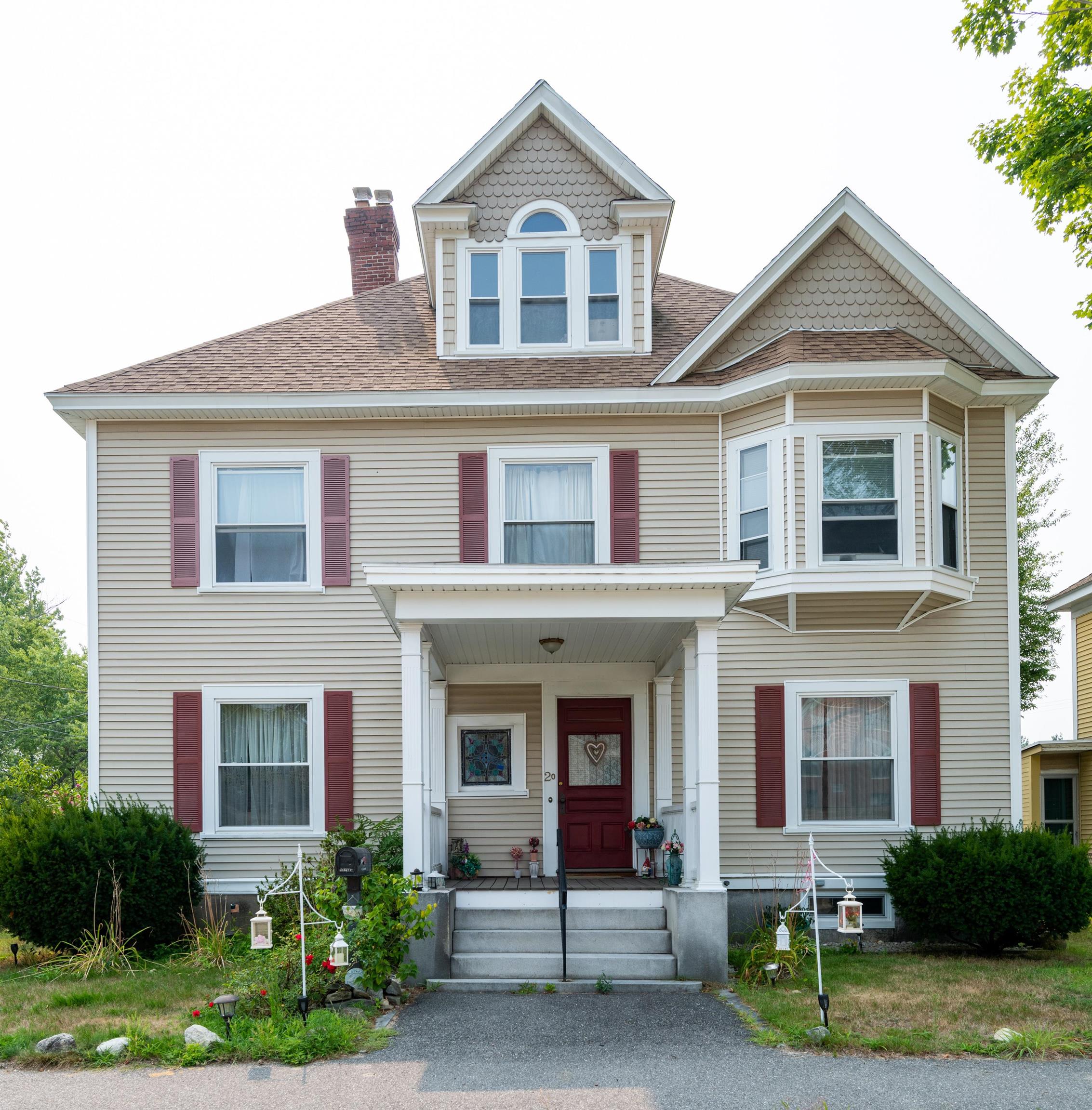 Nashua, New Hampshire, 03064, United States, ,Residential,For Sale,1914031