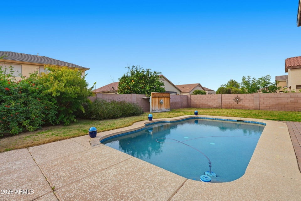 Chandler, Arizona, 85249, United States, 3 Bedrooms Bedrooms, ,2 BathroomsBathrooms,Residential,For Sale,2014017