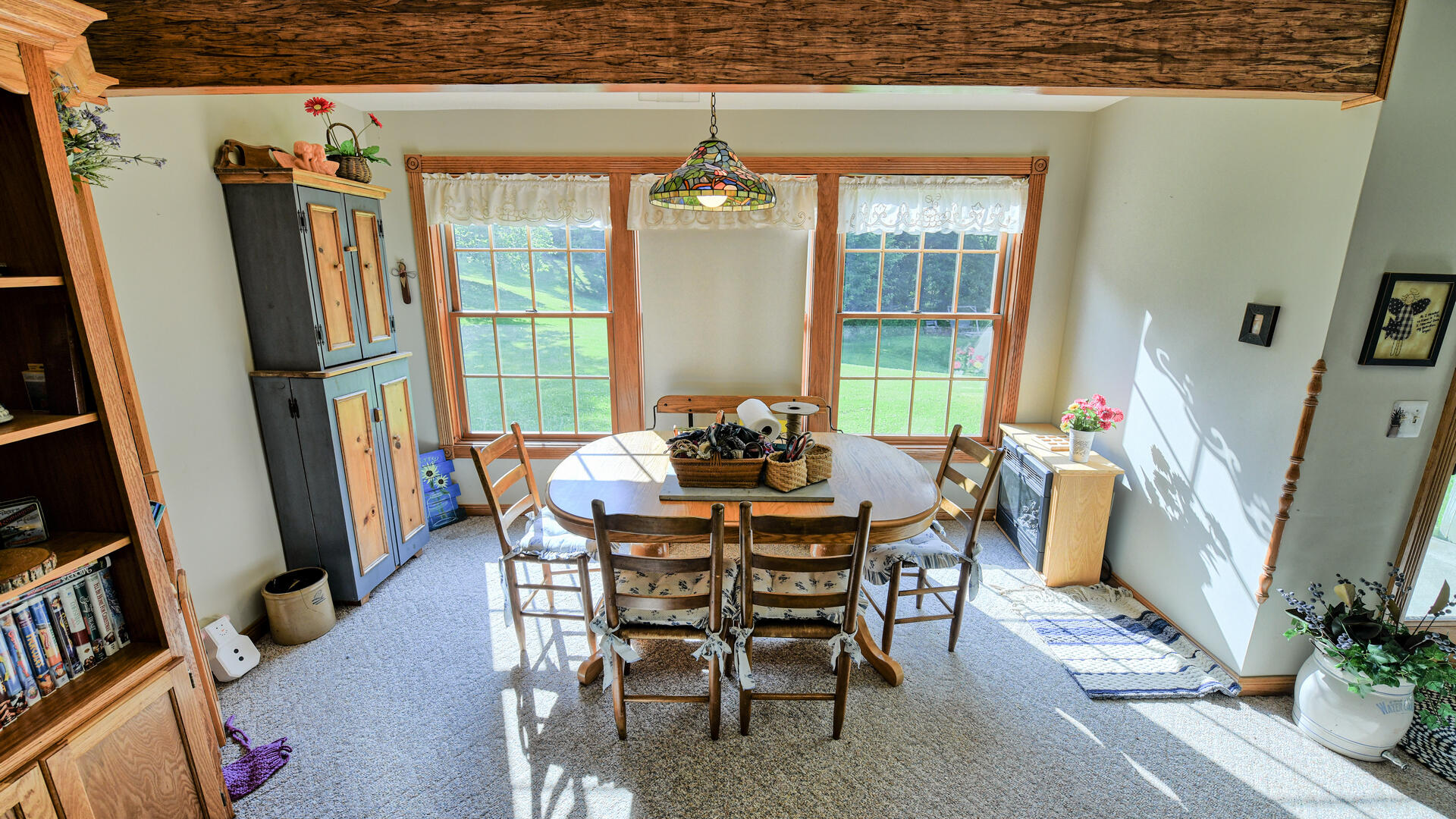 Portland, Michigan, 48875, United States, 5 Bedrooms Bedrooms, ,4 BathroomsBathrooms,Residential,For Sale,1928333