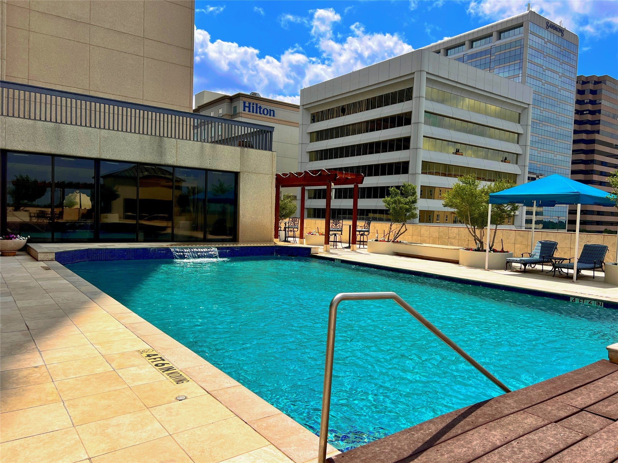 Dallas, Texas, 75225, United States, 2 Bedrooms Bedrooms, ,2 BathroomsBathrooms,Residential,For Sale,1980398