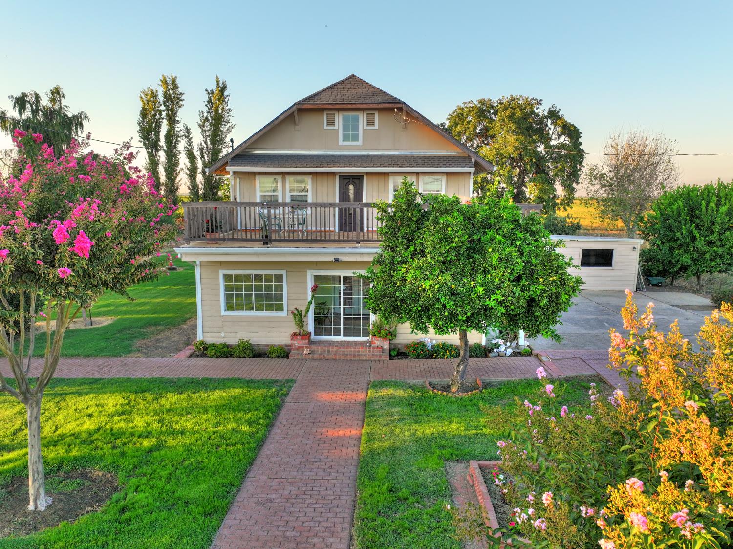 Walnut Grove, California, 95690, United States, 5 Bedrooms Bedrooms, ,3 BathroomsBathrooms,Residential,For Sale,1957042