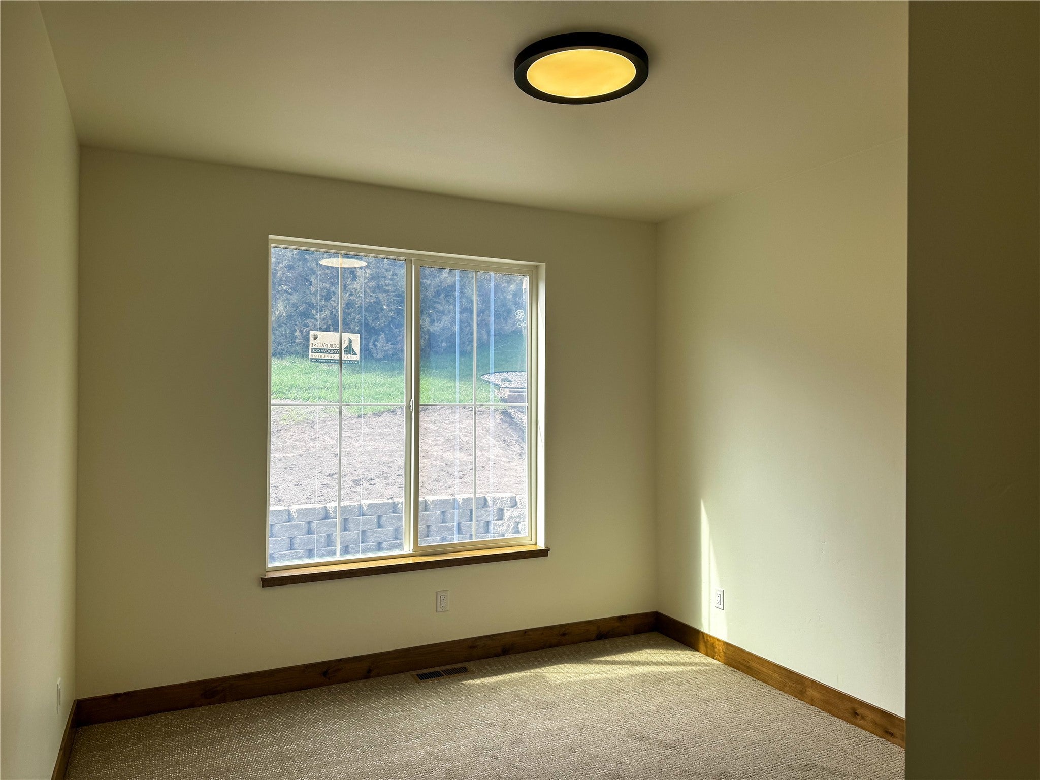 Kalispell, Montana, 59901, United States, 4 Bedrooms Bedrooms, ,2 BathroomsBathrooms,Residential,For Sale,1699650