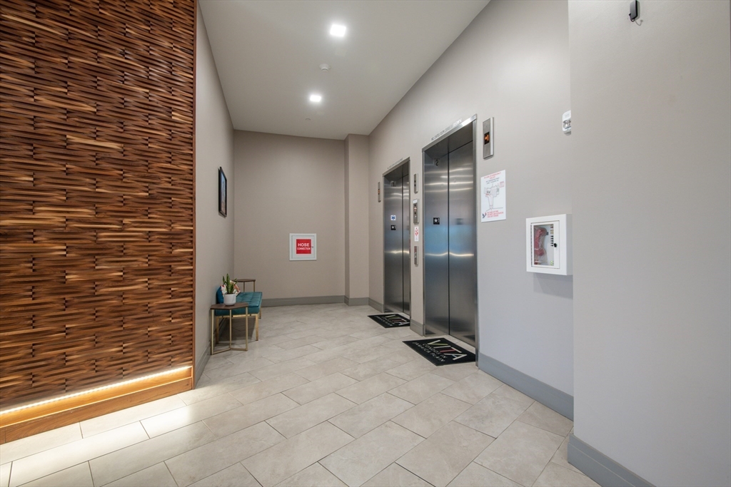Boston, Massachusetts, 02130, United States, 3 Bedrooms Bedrooms, ,2 BathroomsBathrooms,Residential,For Sale,1885513