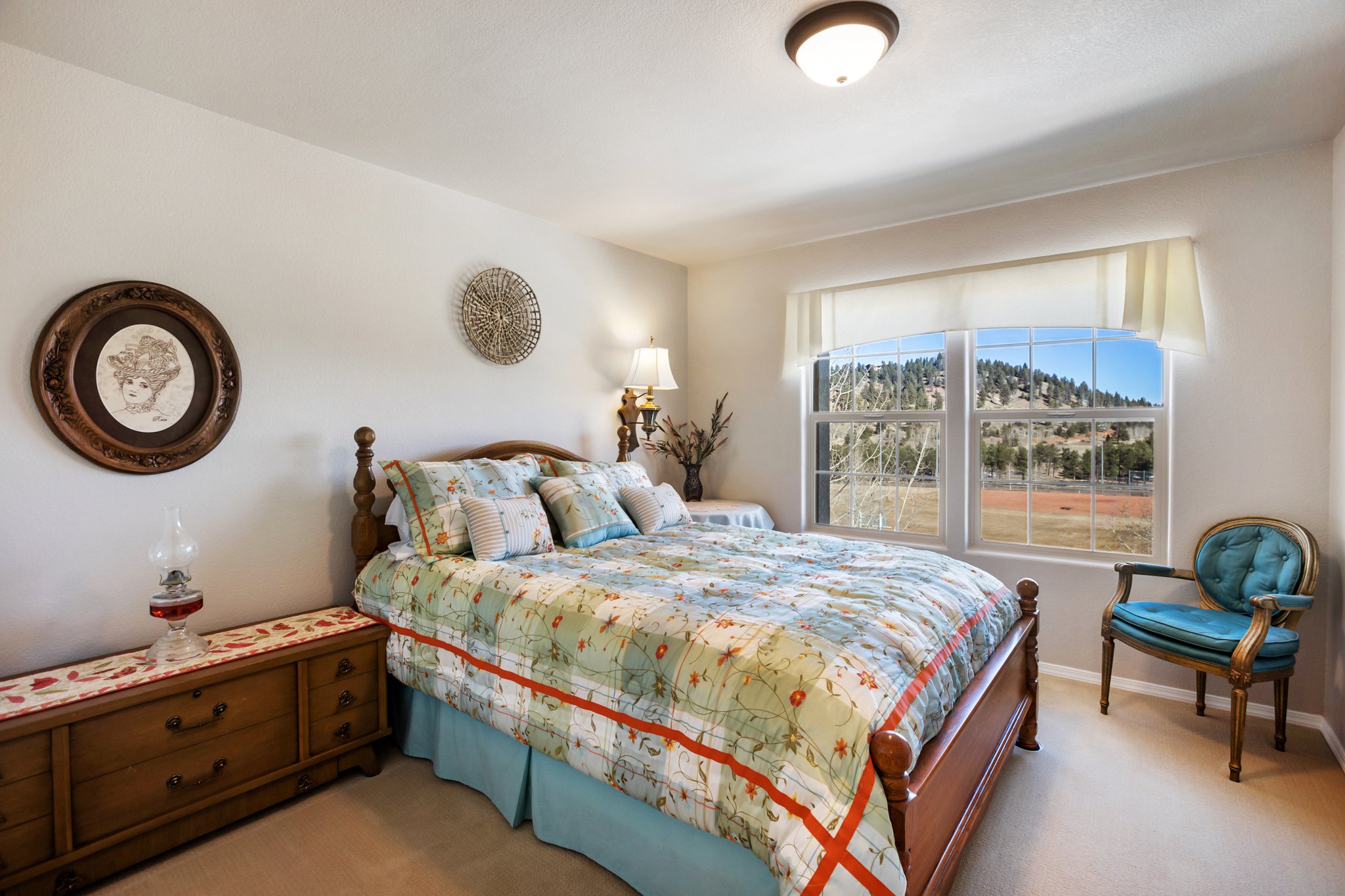 Woodland Park, Colorado, 80863, United States, 4 Bedrooms Bedrooms, ,3 BathroomsBathrooms,Residential,For Sale,1736513