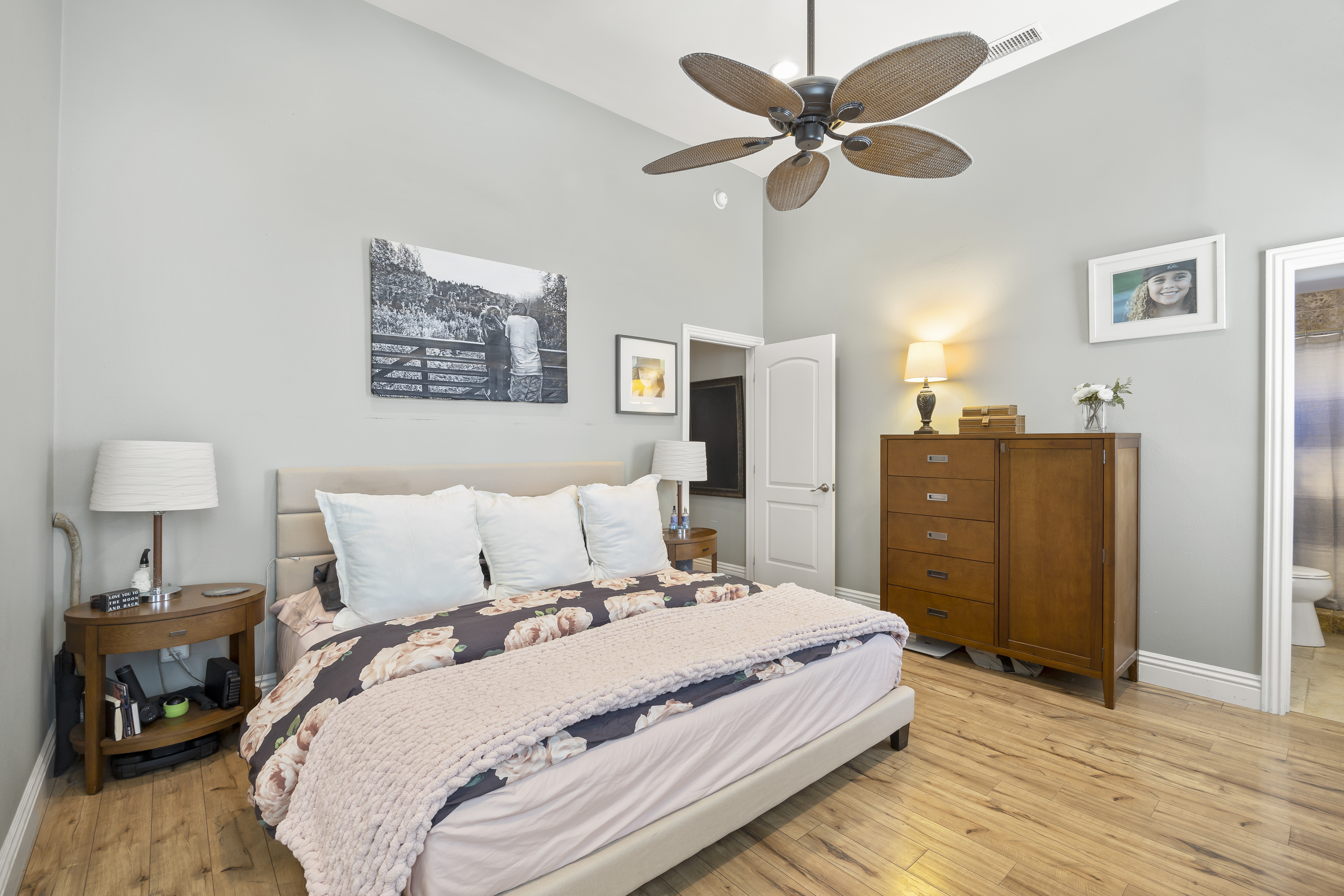  168 South Palm Street, Ventura, CA 93001 - 物件實景