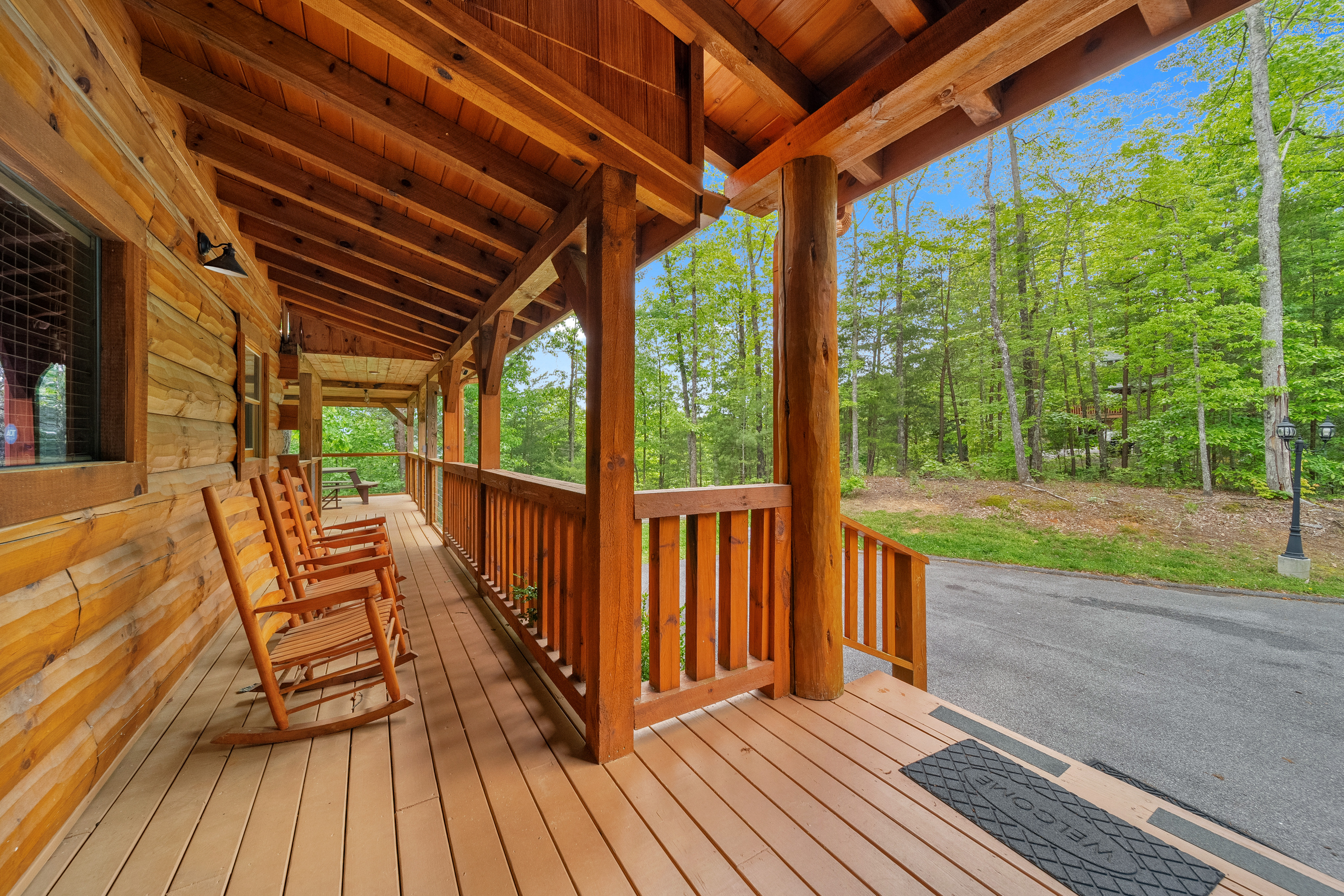 Sevierville, Tennessee, 37862, United States, 5 Bedrooms Bedrooms, ,7 BathroomsBathrooms,Residential,For Sale,1977744