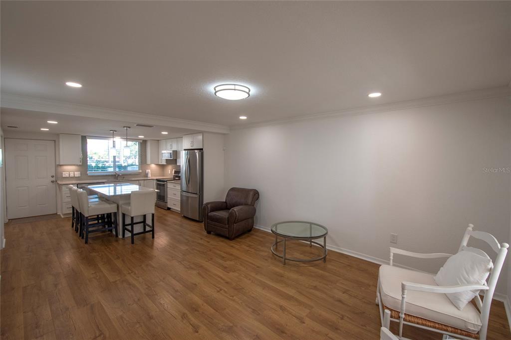 Sarasota, Florida, 34236, United States, 3 Bedrooms Bedrooms, ,2 BathroomsBathrooms,Residential,For Sale,1995598