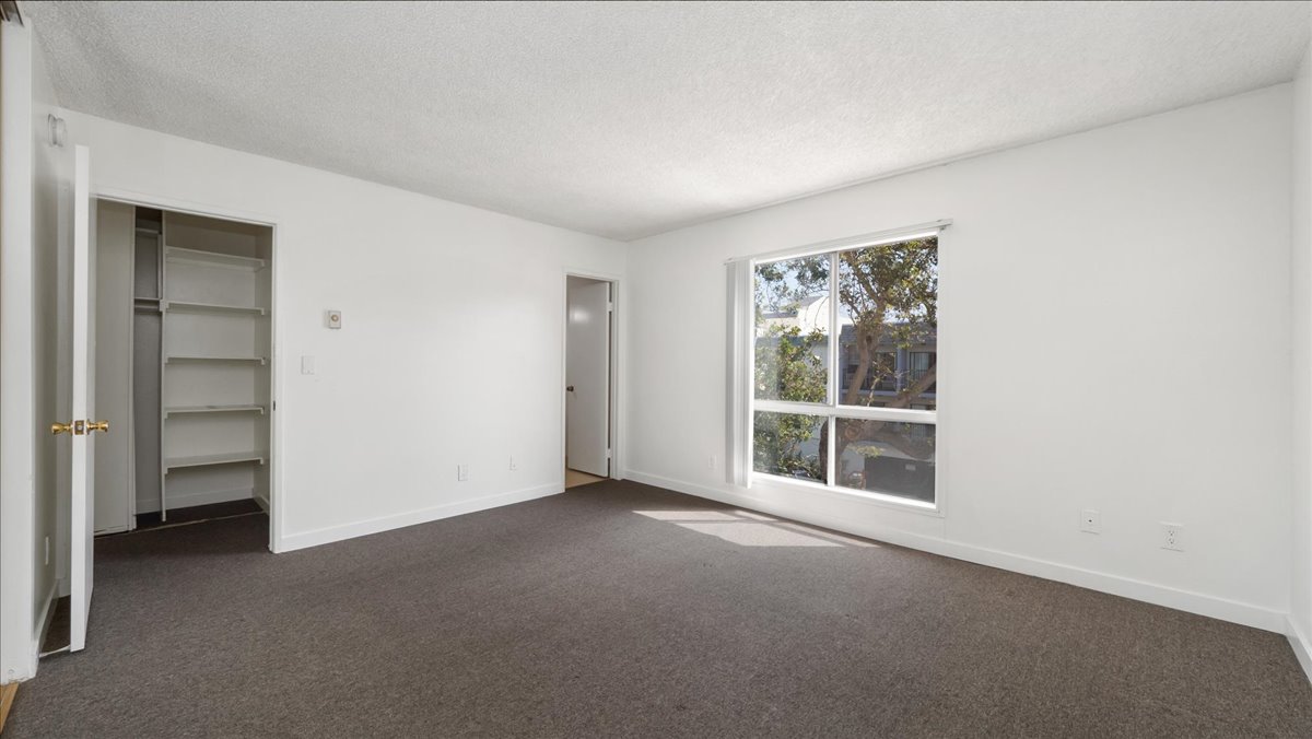 Los Angeles, California, 90034, United States, 2 Bedrooms Bedrooms, ,2 BathroomsBathrooms,Residential,For Sale,1944972