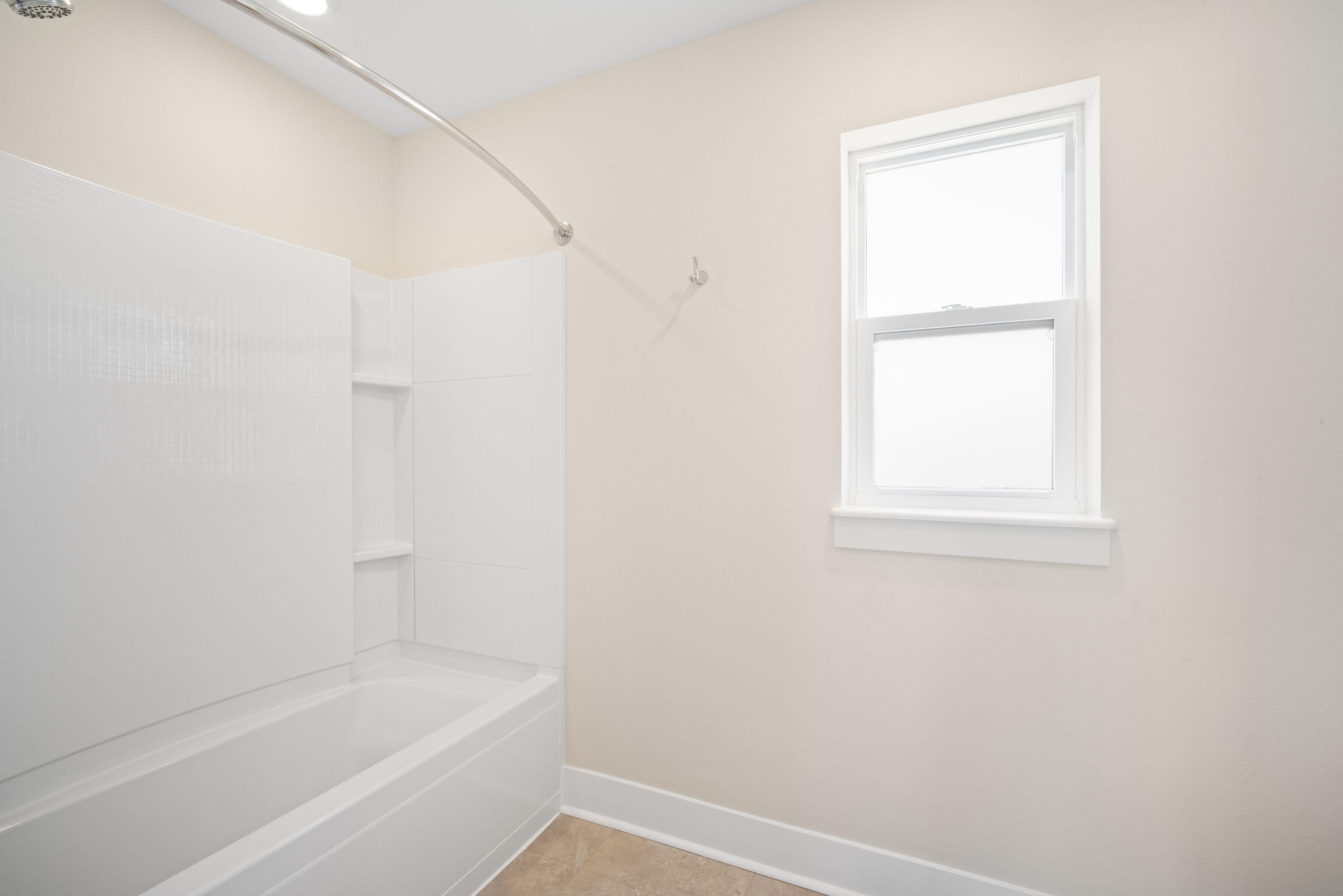 Grafton, Wisconsin, 53024, United States, 4 Bedrooms Bedrooms, ,4 BathroomsBathrooms,Residential,For Sale,1989269