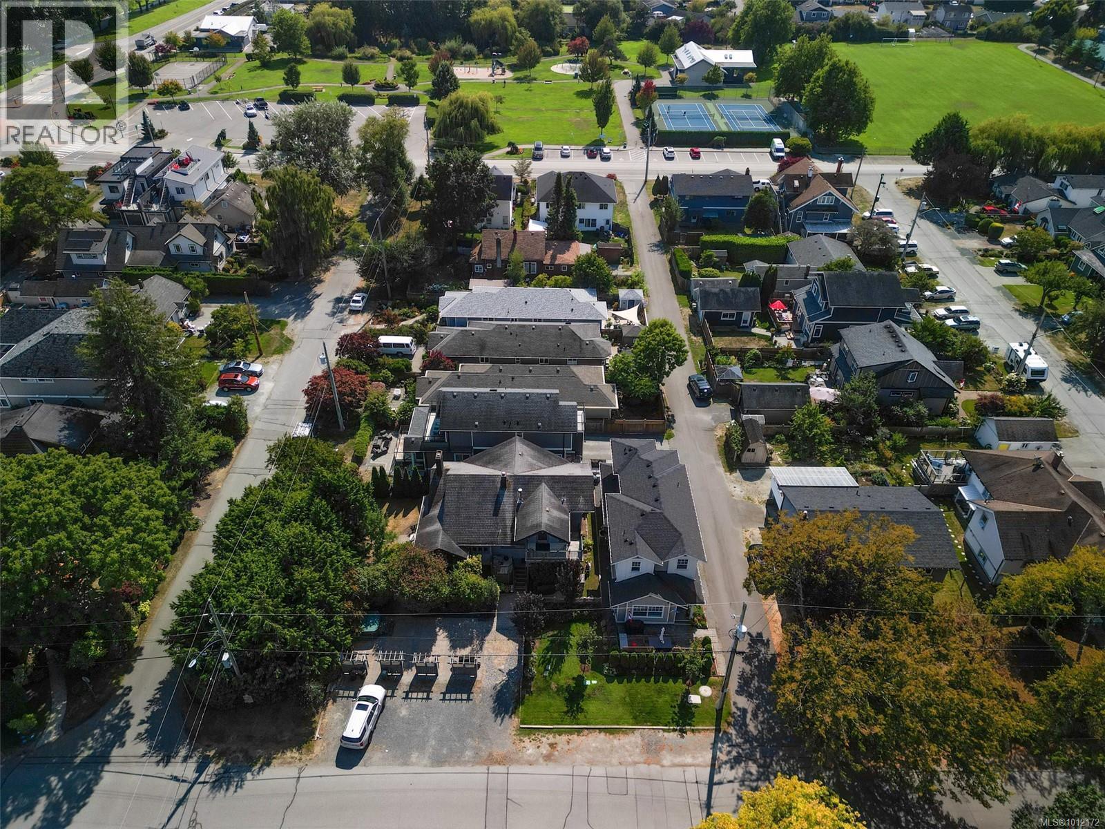 SIDNEY, British Columbia, V8L 2W2, CA, 5 Bedrooms Bedrooms, ,5 BathroomsBathrooms,Residential,For Sale,1949538