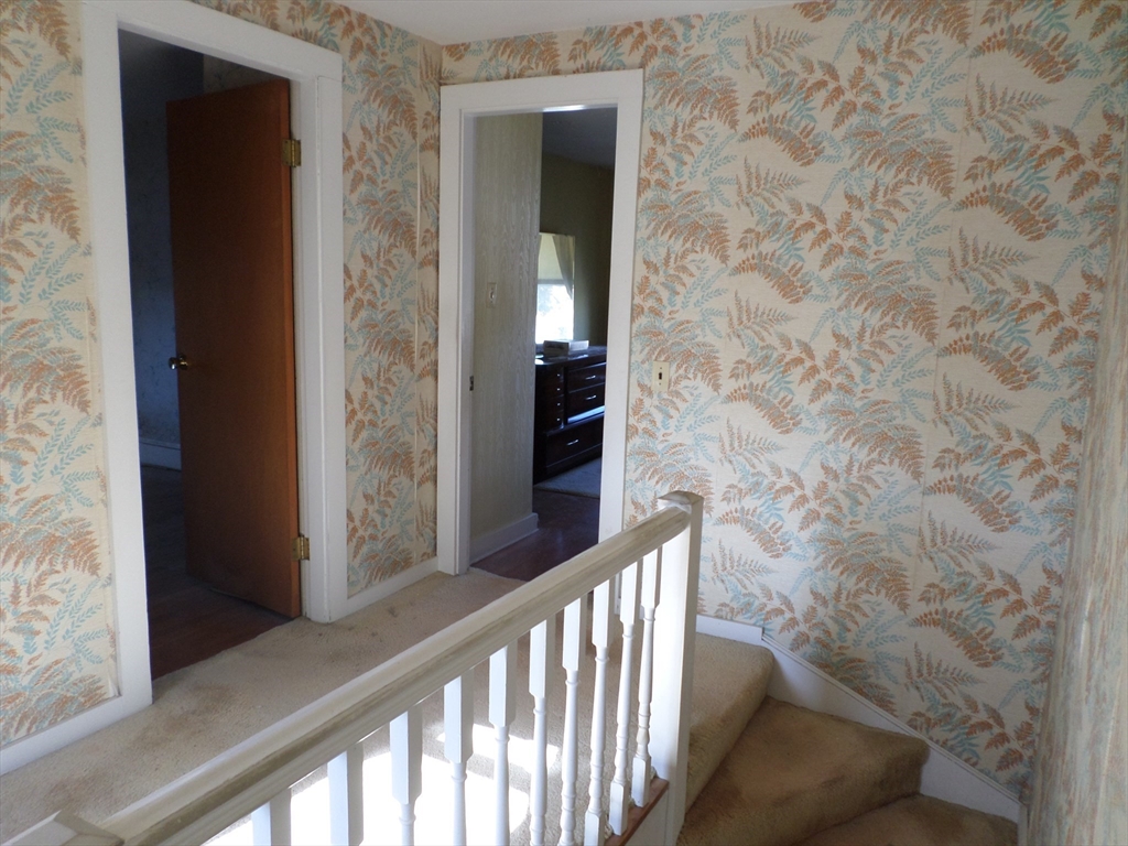 Saugus, Massachusetts, 01906, United States, 3 Bedrooms Bedrooms, ,2 BathroomsBathrooms,Residential,For Sale,1983401